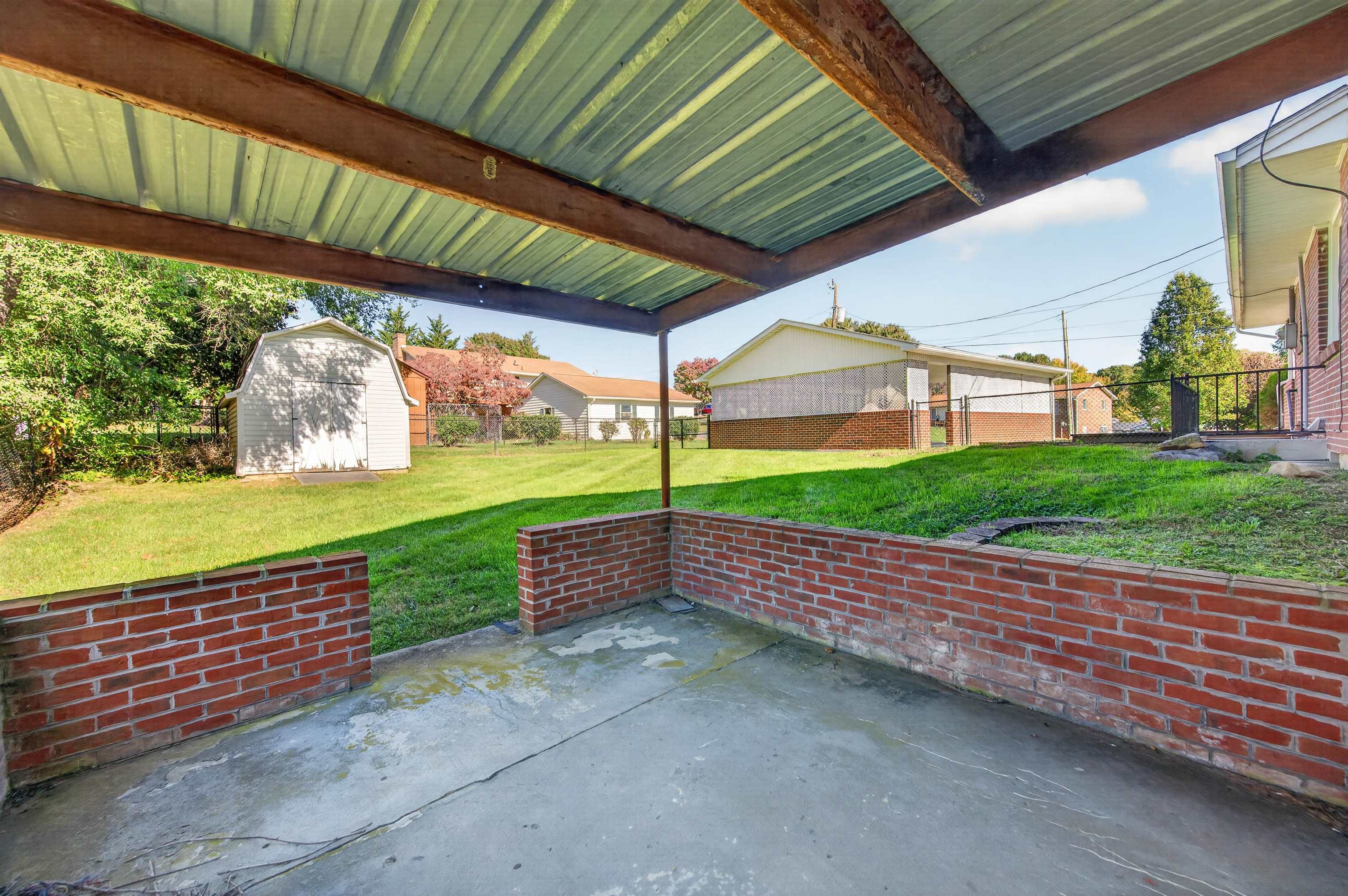 690 Mountain View Drive Wytheville VA 24382