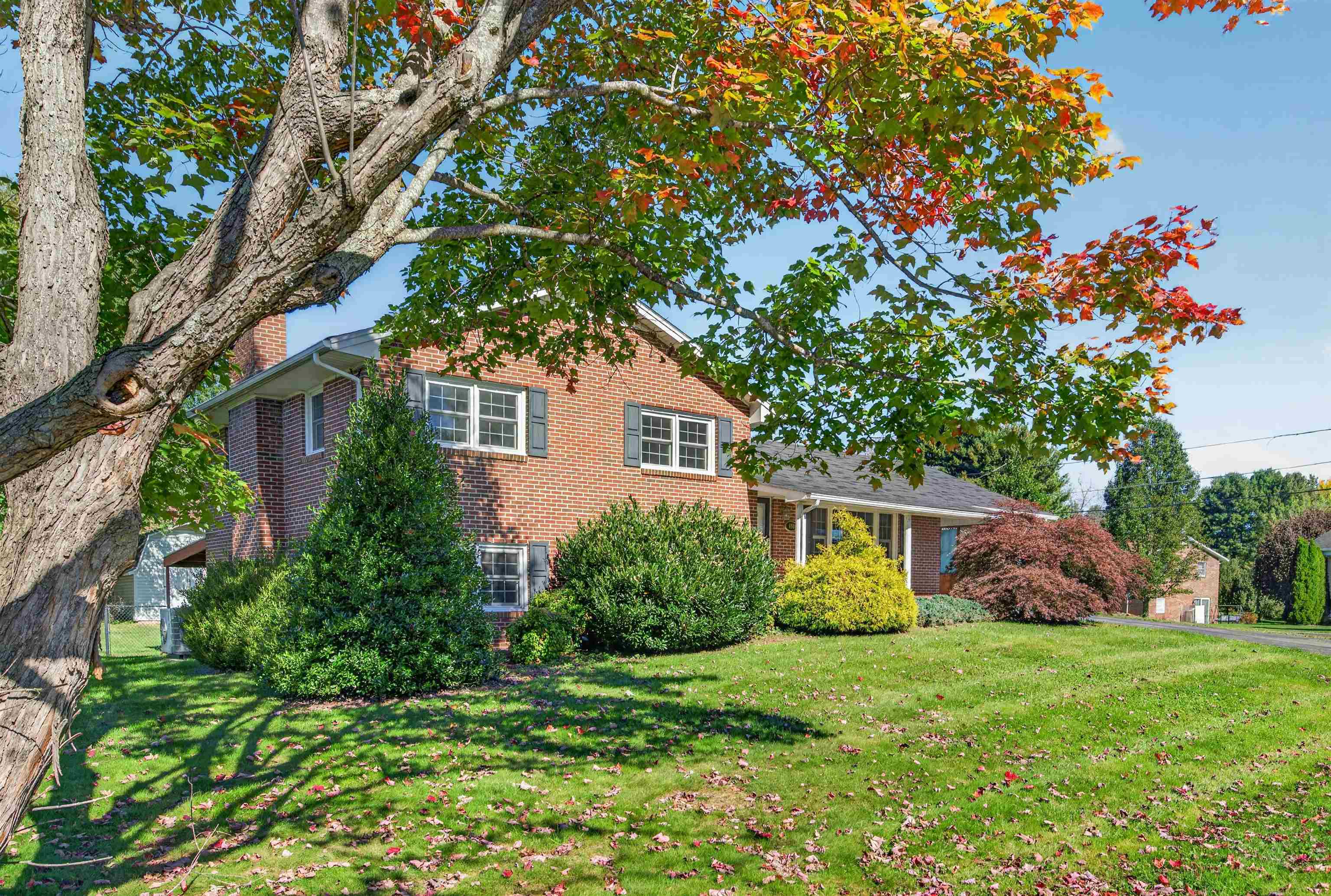 690 Mountain View Drive Wytheville VA 24382