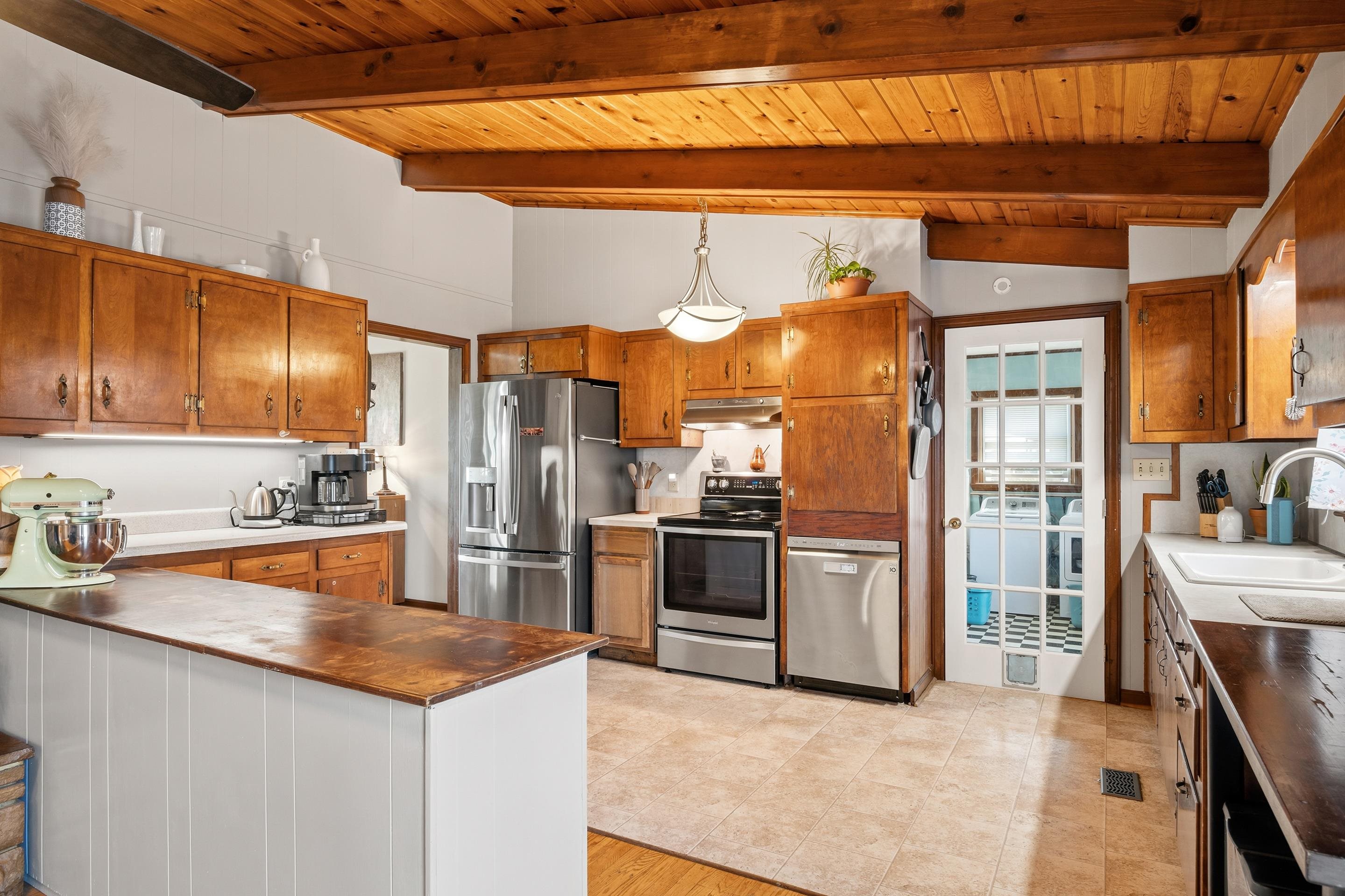 1210 Peppers Fry Road NW Christiansburg VA 24073
