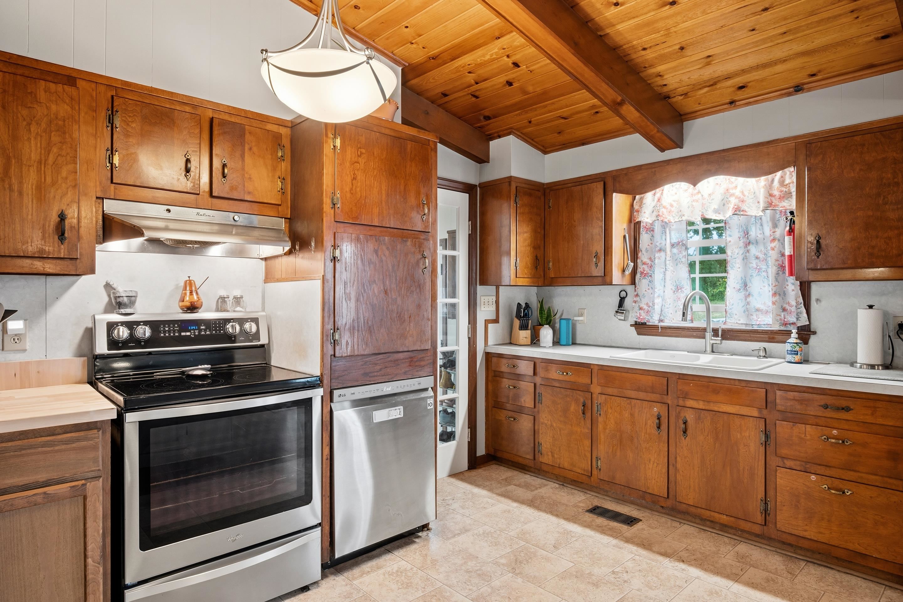 1210 Peppers Fry Road NW Christiansburg VA 24073