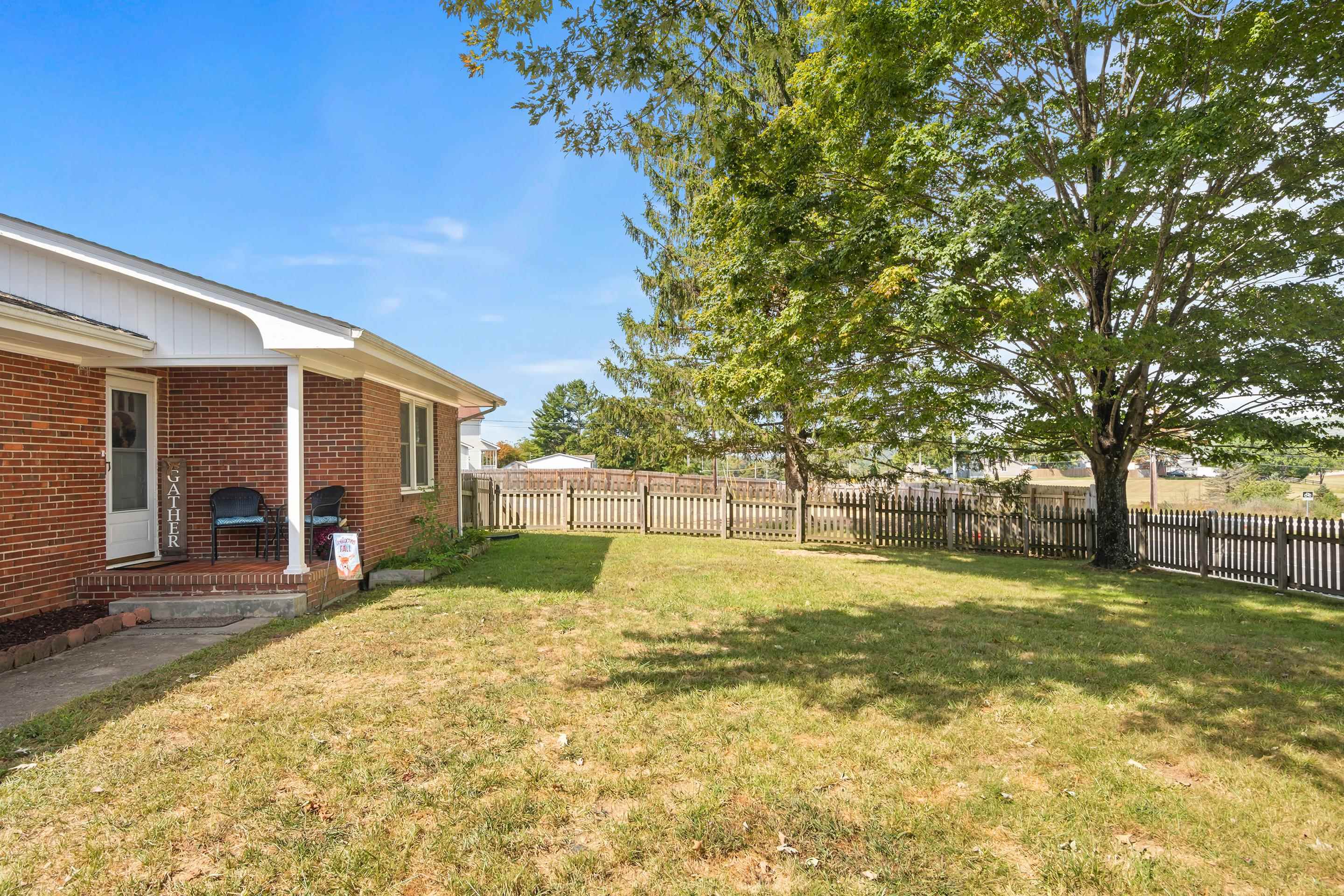 1210 Peppers Fry Road NW Christiansburg VA 24073