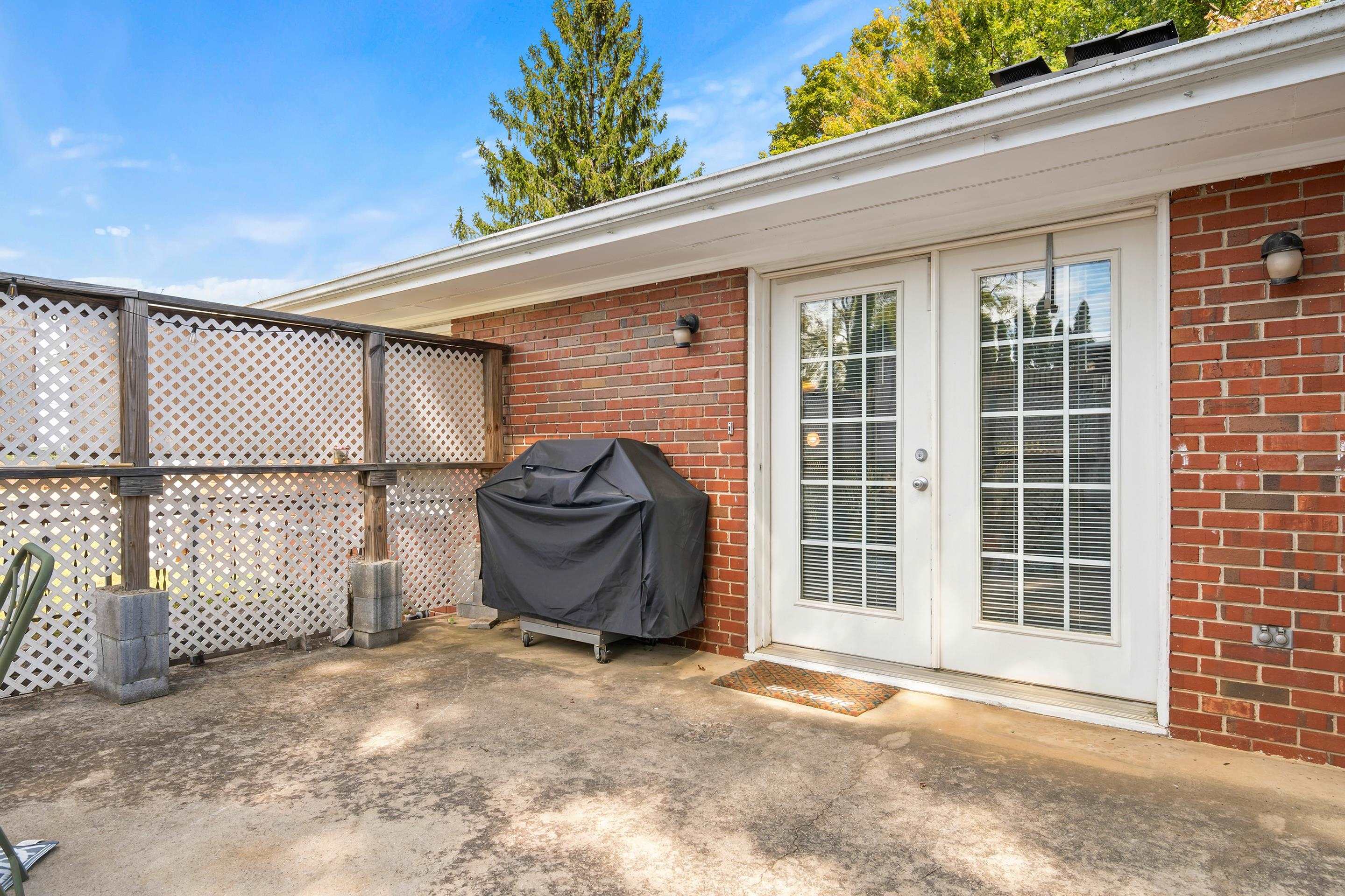 1210 Peppers Fry Road NW Christiansburg VA 24073