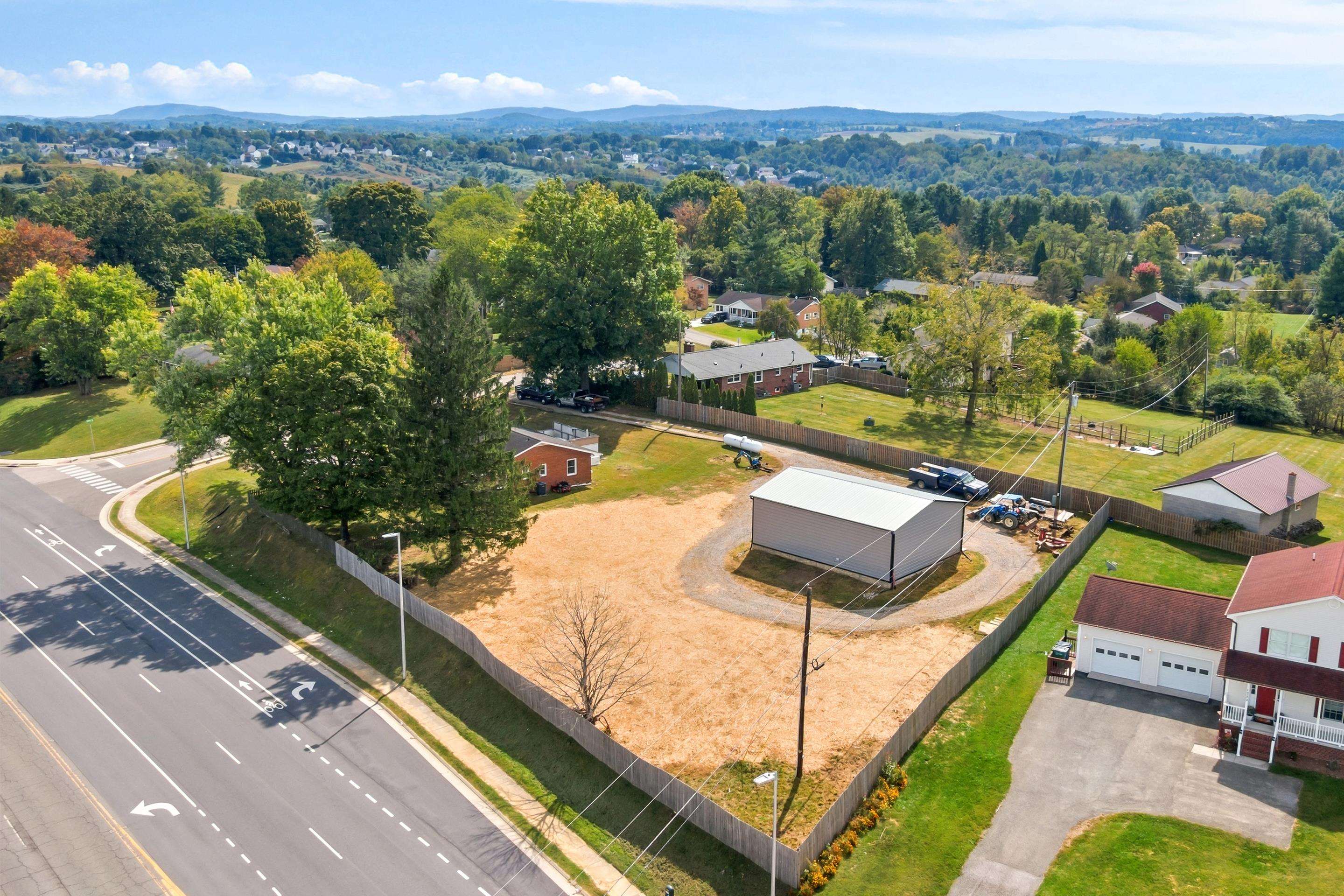1210 Peppers Fry Road NW Christiansburg VA 24073