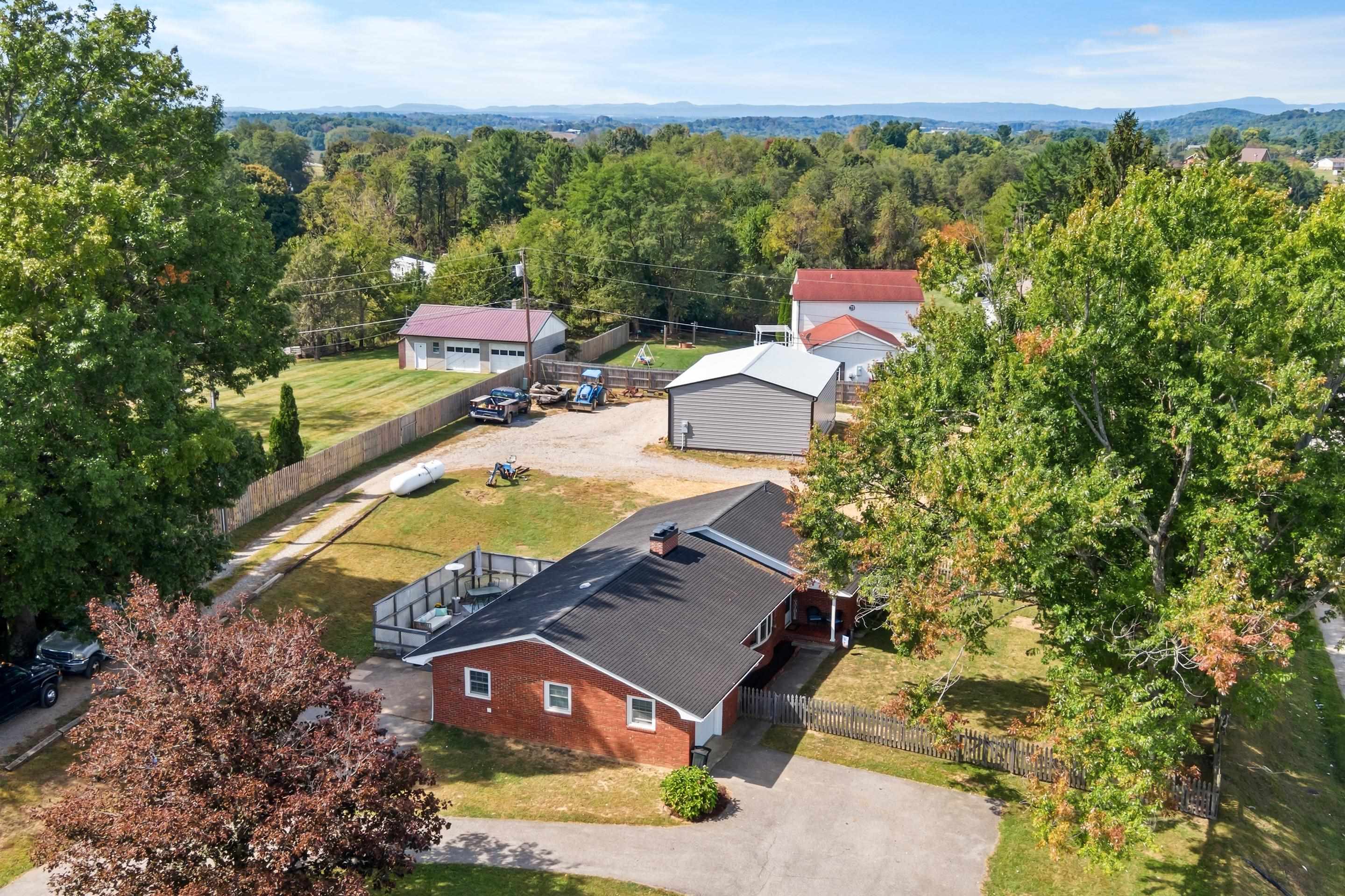 1210 Peppers Fry Road NW Christiansburg VA 24073