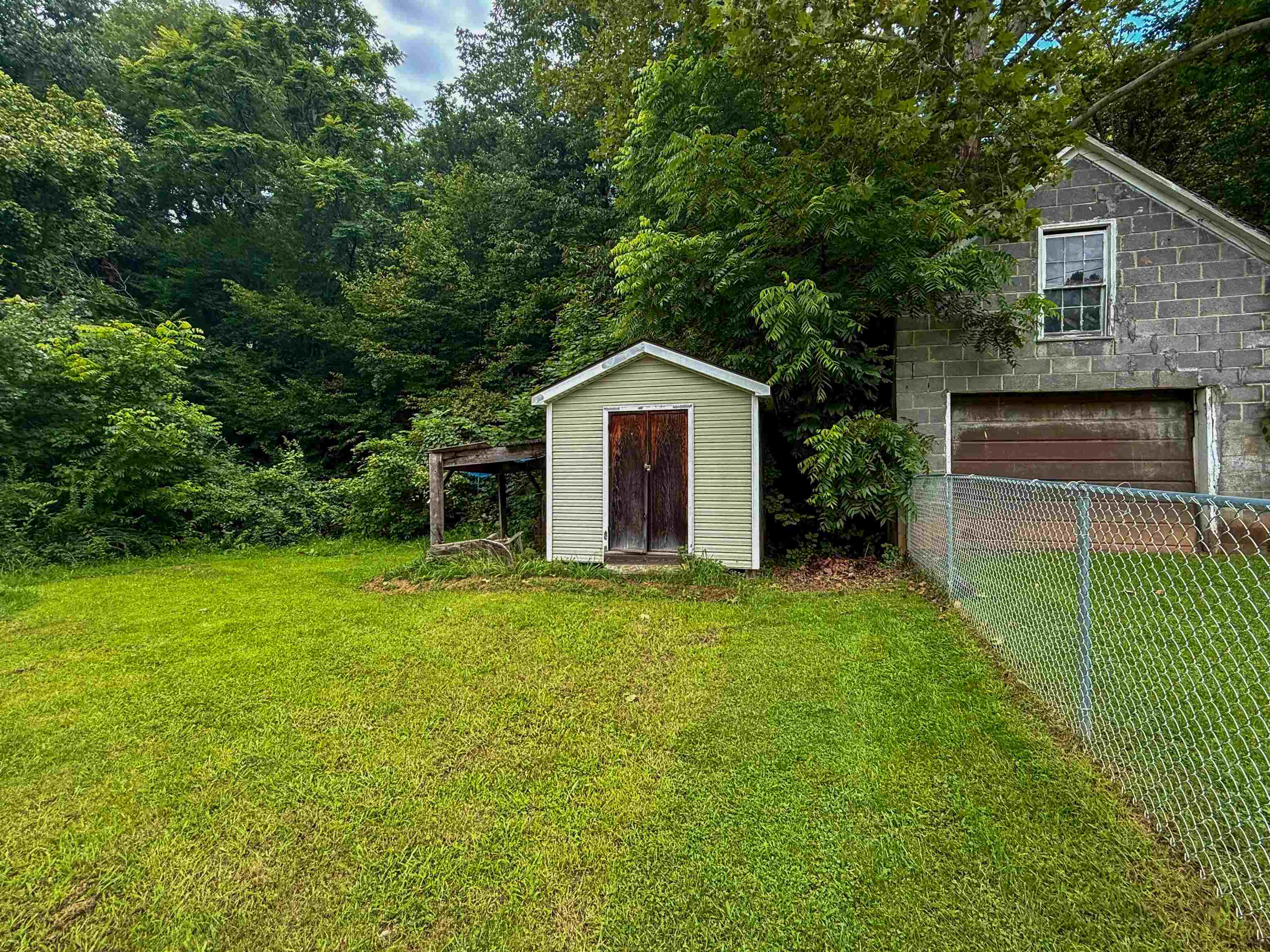 463 Poplar Street Narrows VA 24124