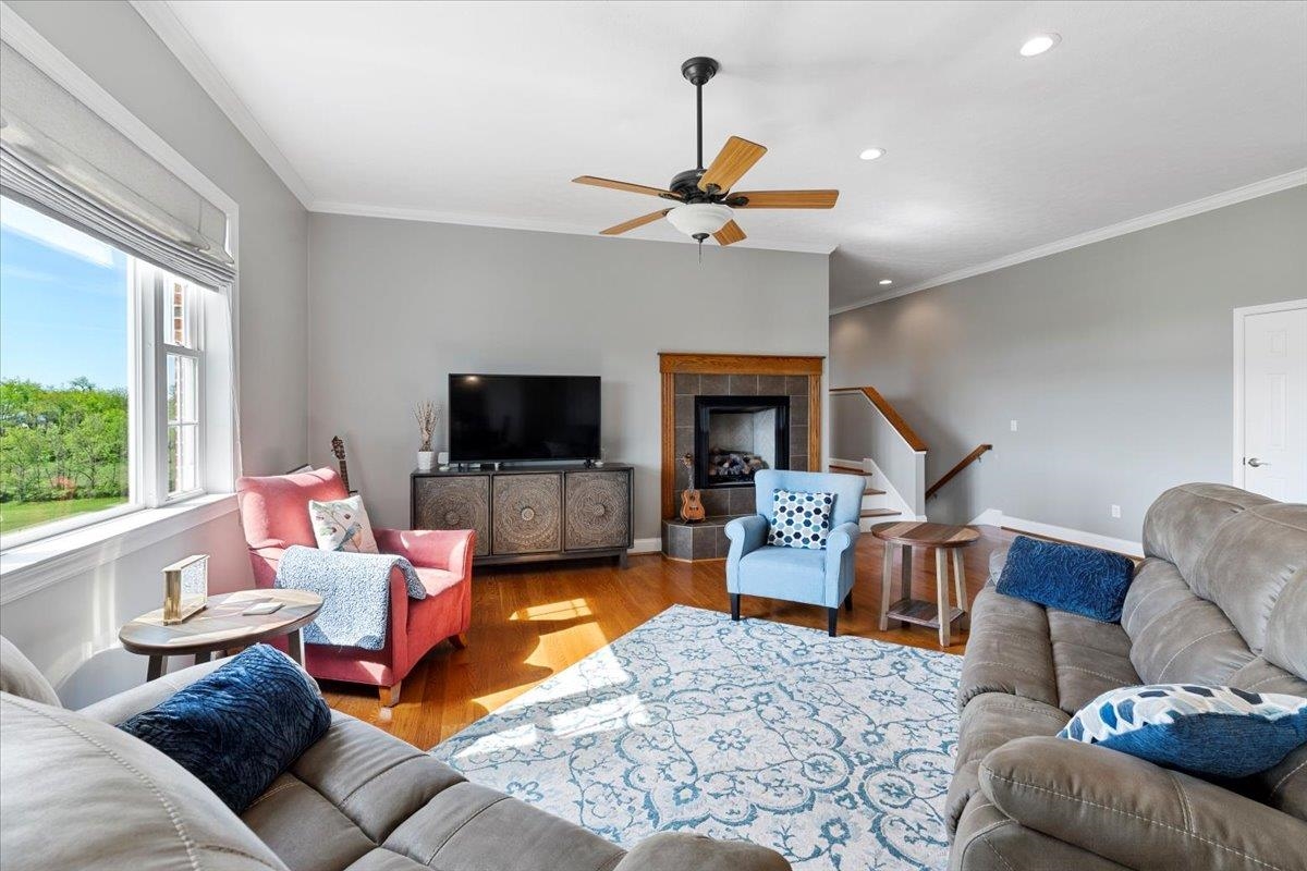 2664 Old Route 100 Road Draper VA 24324