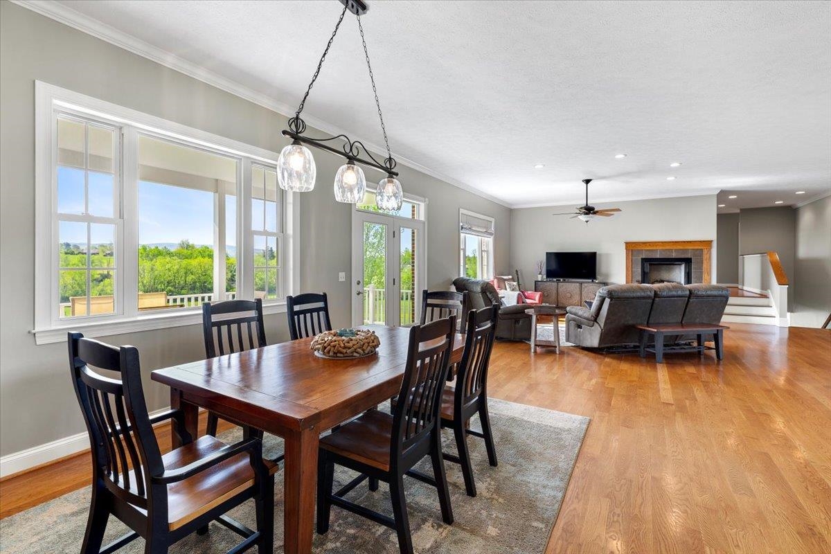 2664 Old Route 100 Road Draper VA 24324