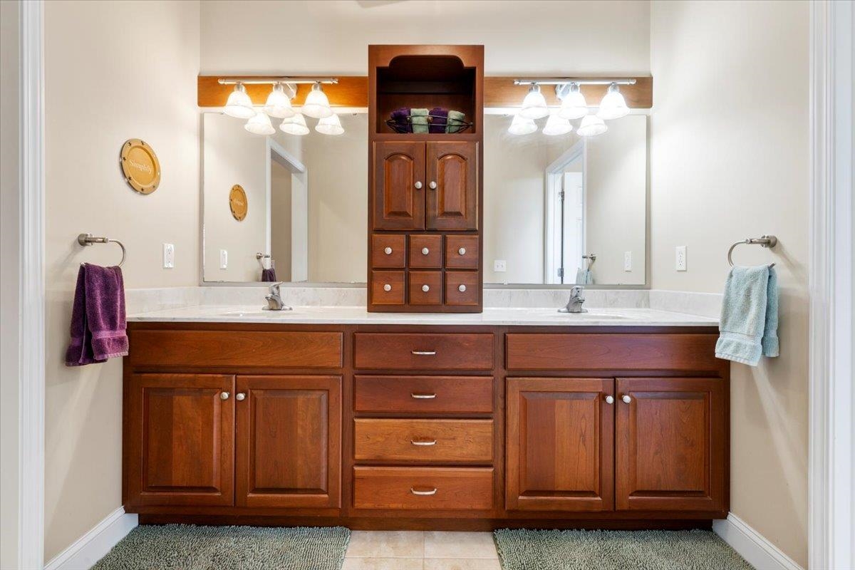 2664 Old Route 100 Road Draper VA 24324