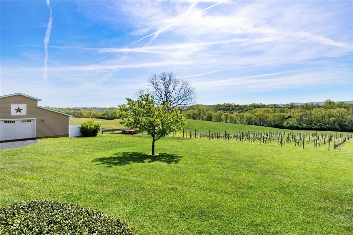 2664 Old Route 100 Road Draper VA 24324