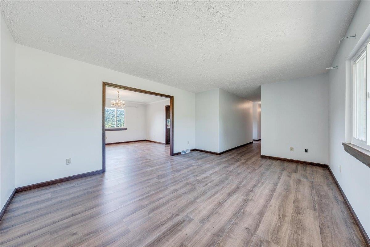 2162 Reed Creek Drive Draper VA 24324