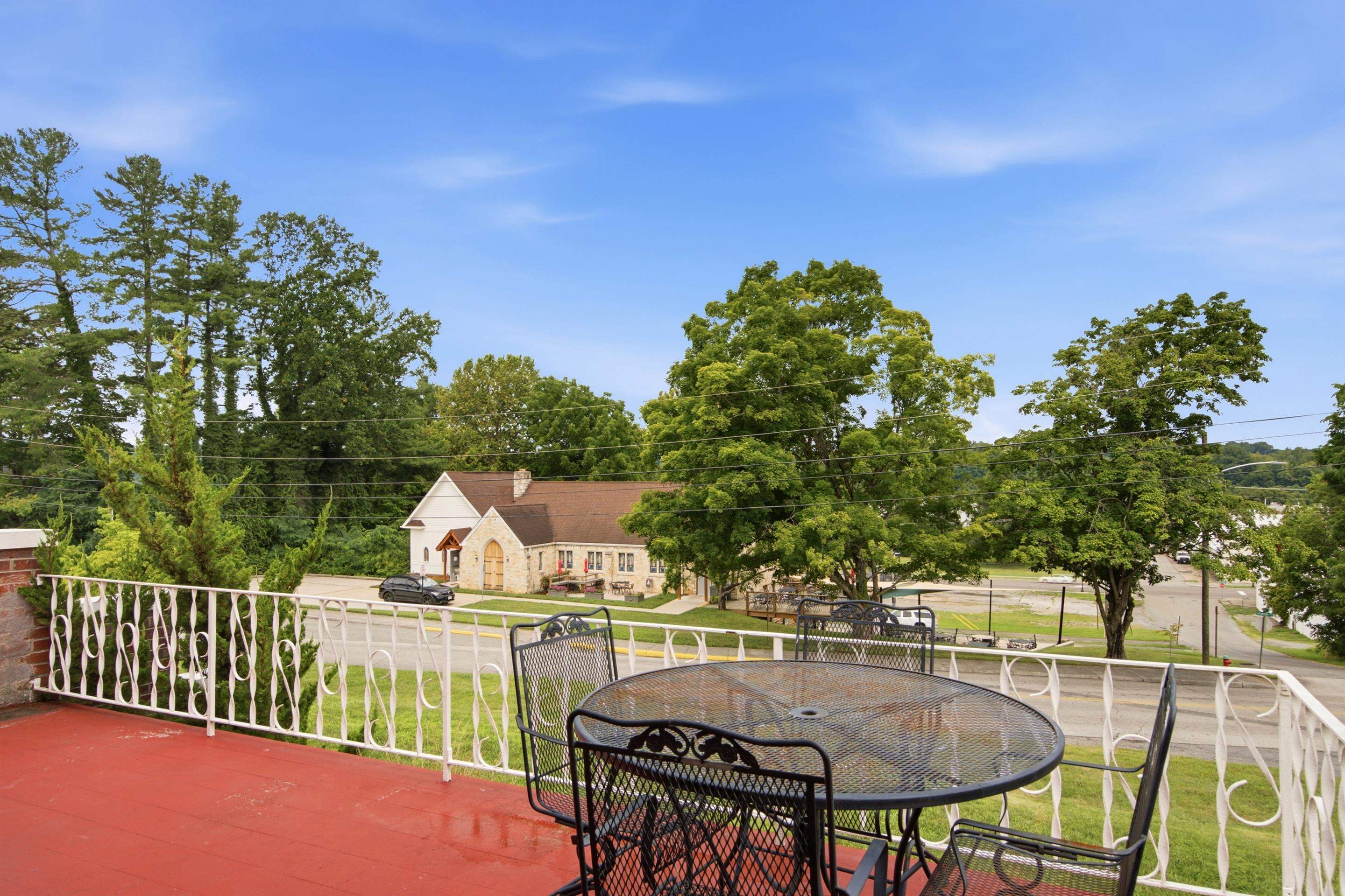 300 Arlington Avenue Radford VA 24141