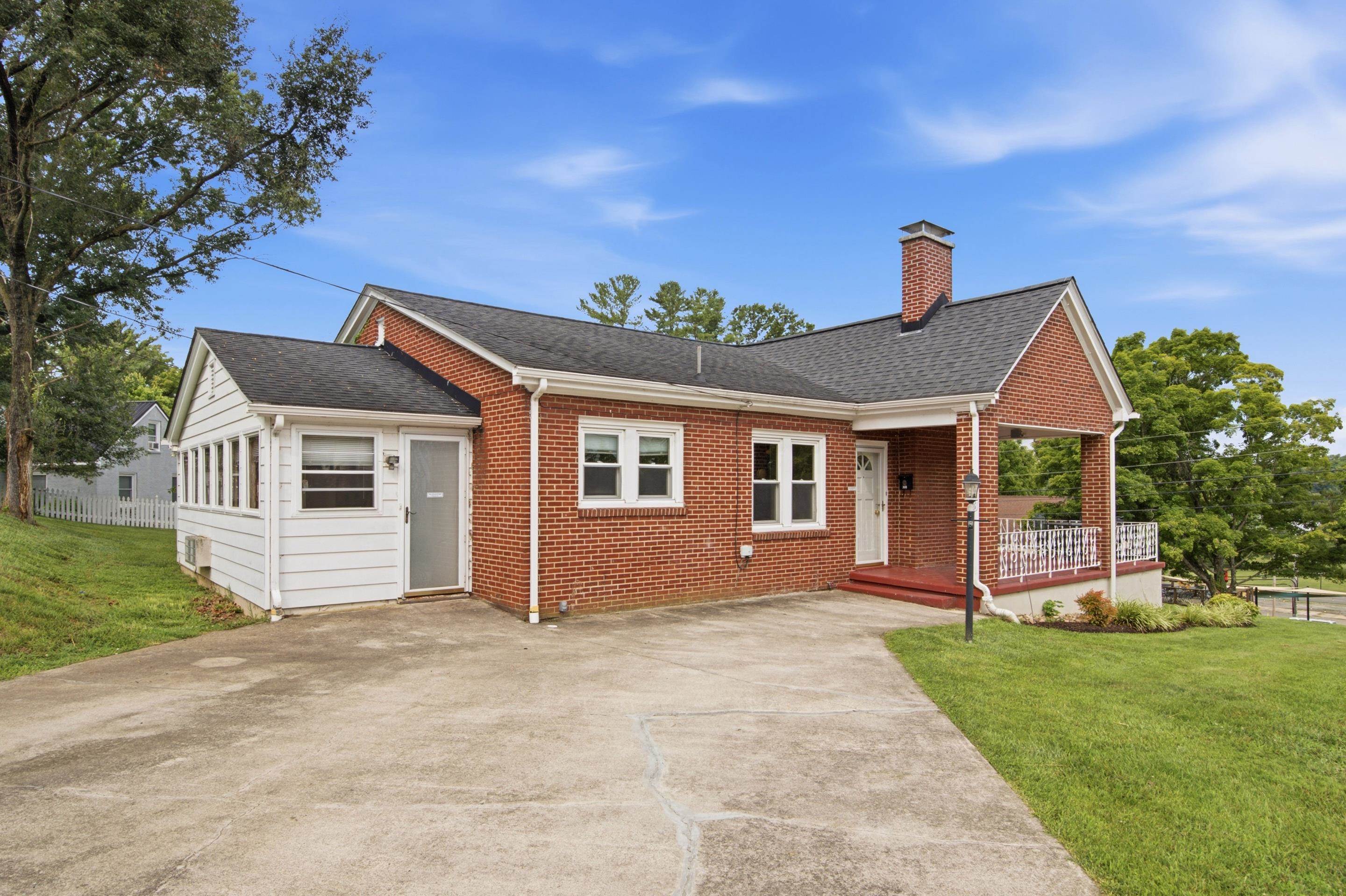 300 Arlington Avenue Radford VA 24141