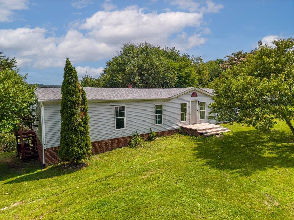 3300 Springview Drive Christiansburg VA 24073