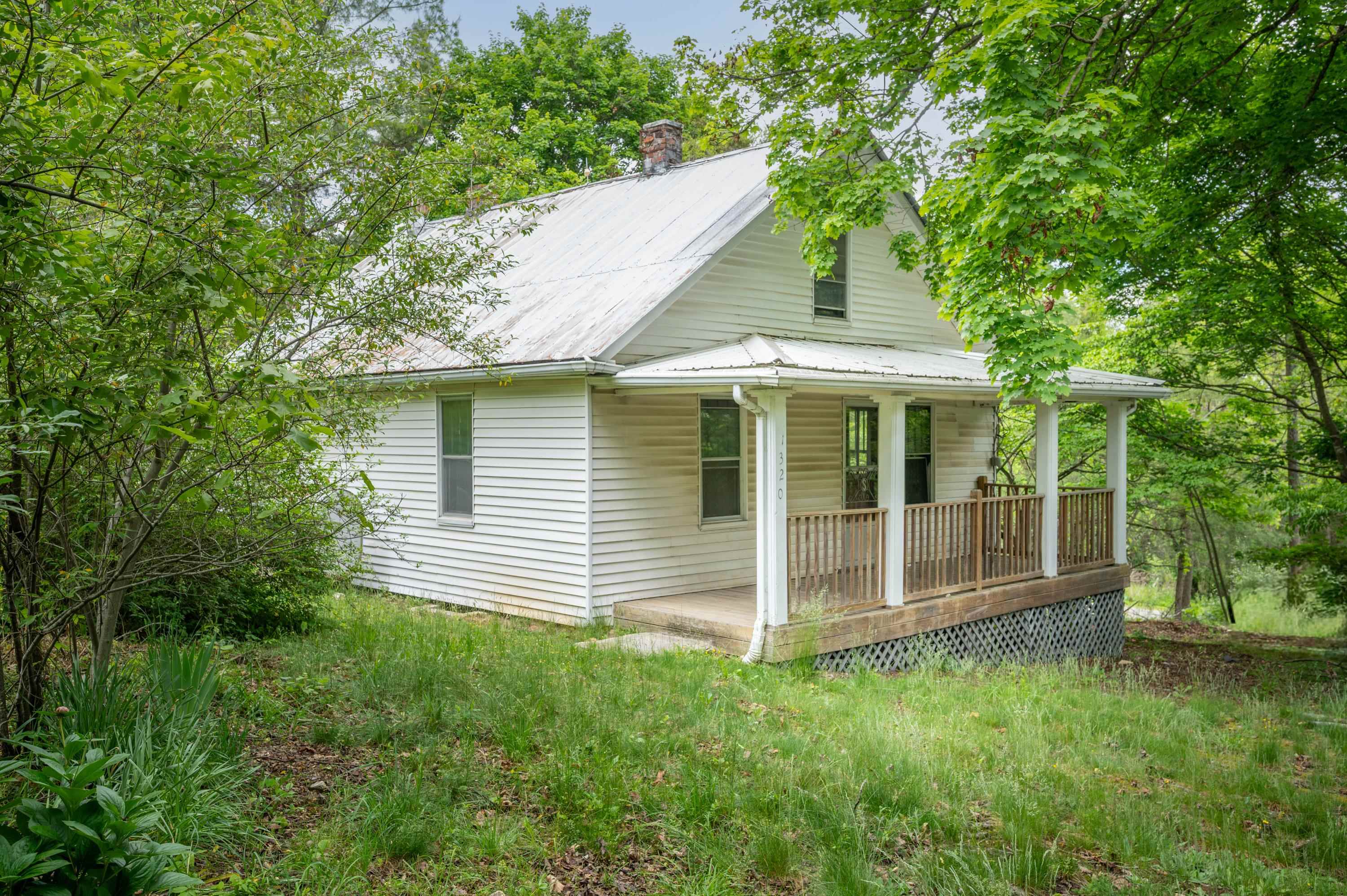 1320 Jennelle Road Blacksburg VA 24060