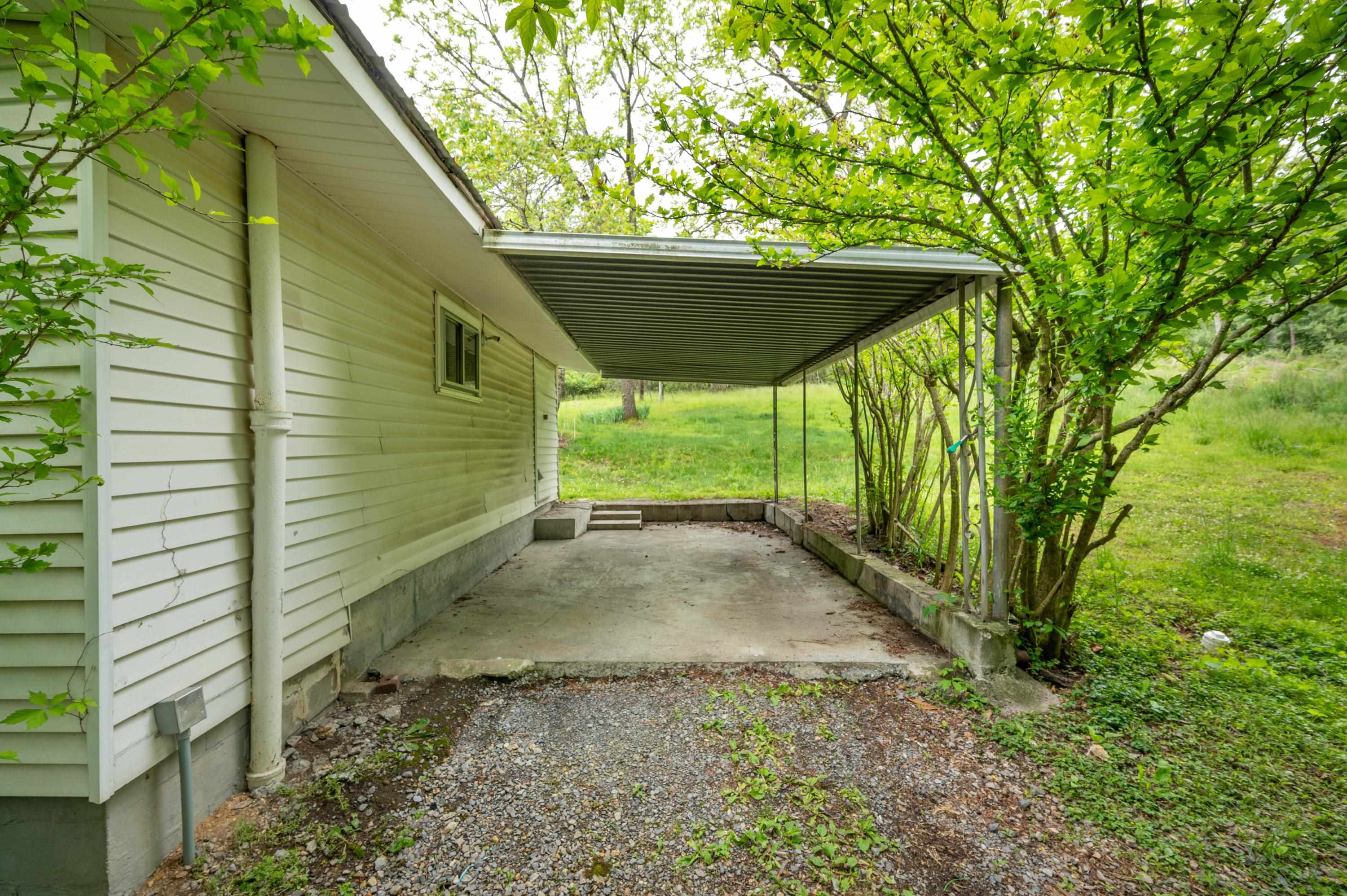 1320 Jennelle Road Blacksburg VA 24060
