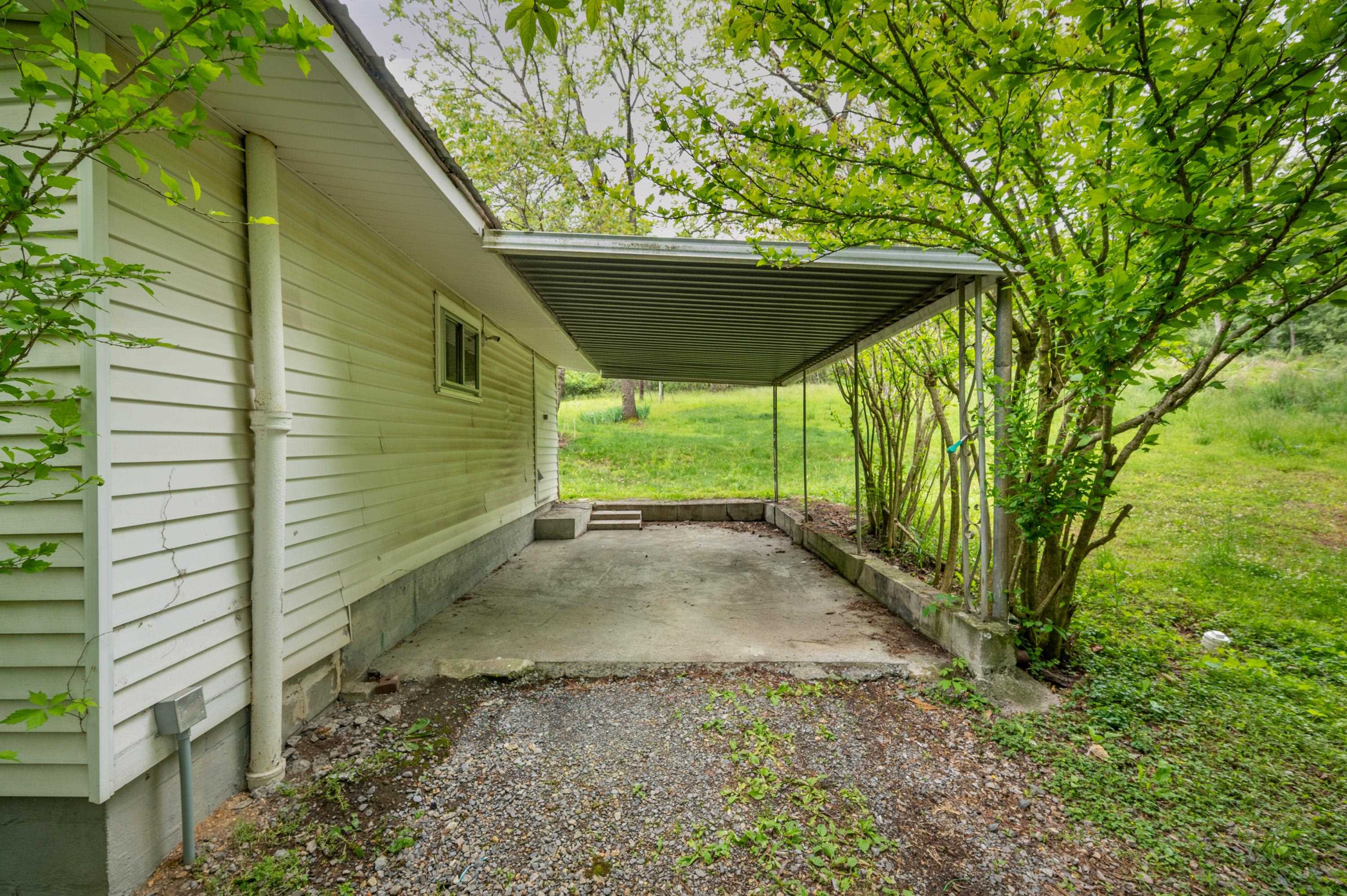 1320 Jennelle Road Blacksburg VA 24060