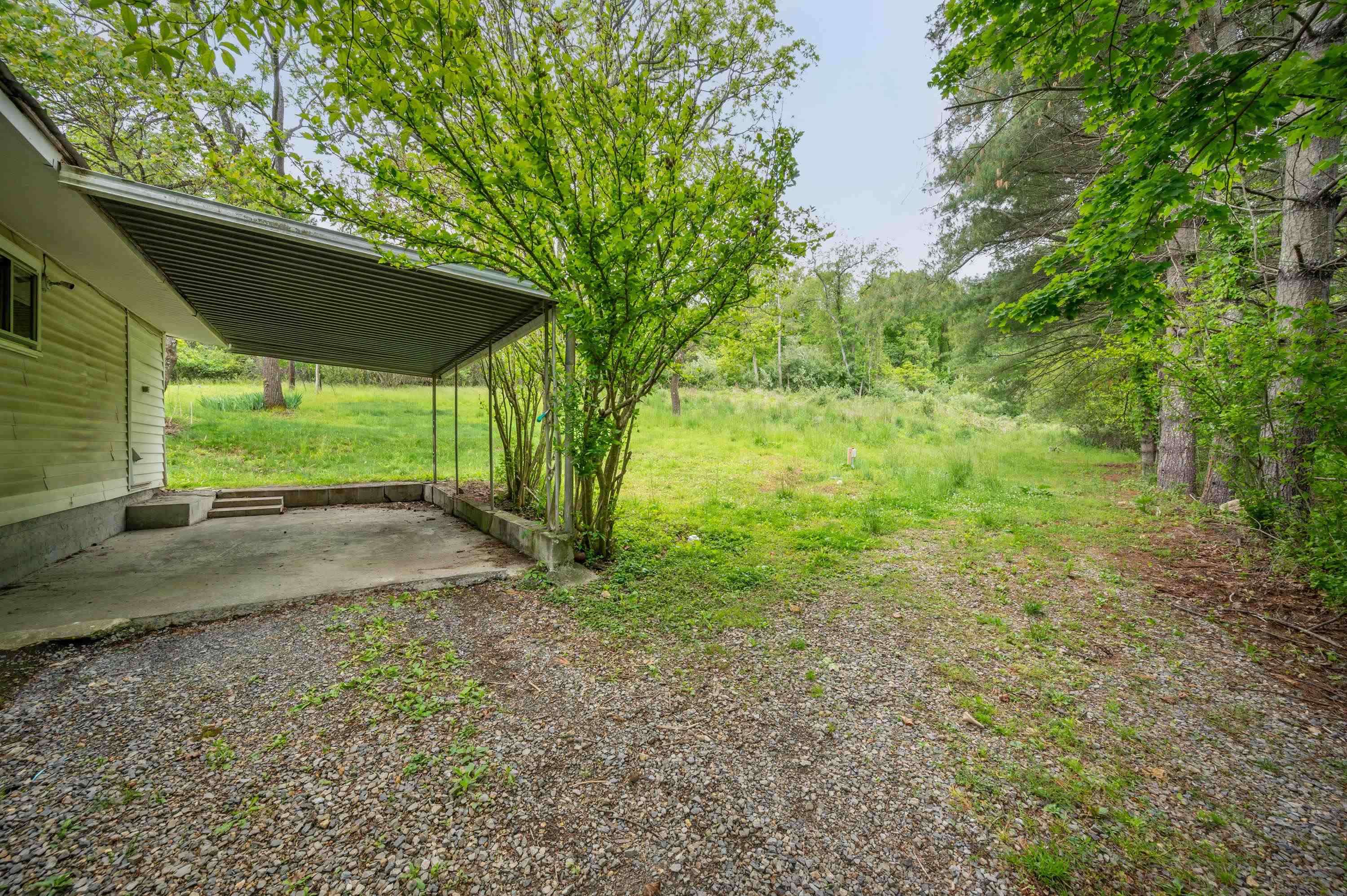 1320 Jennelle Road Blacksburg VA 24060