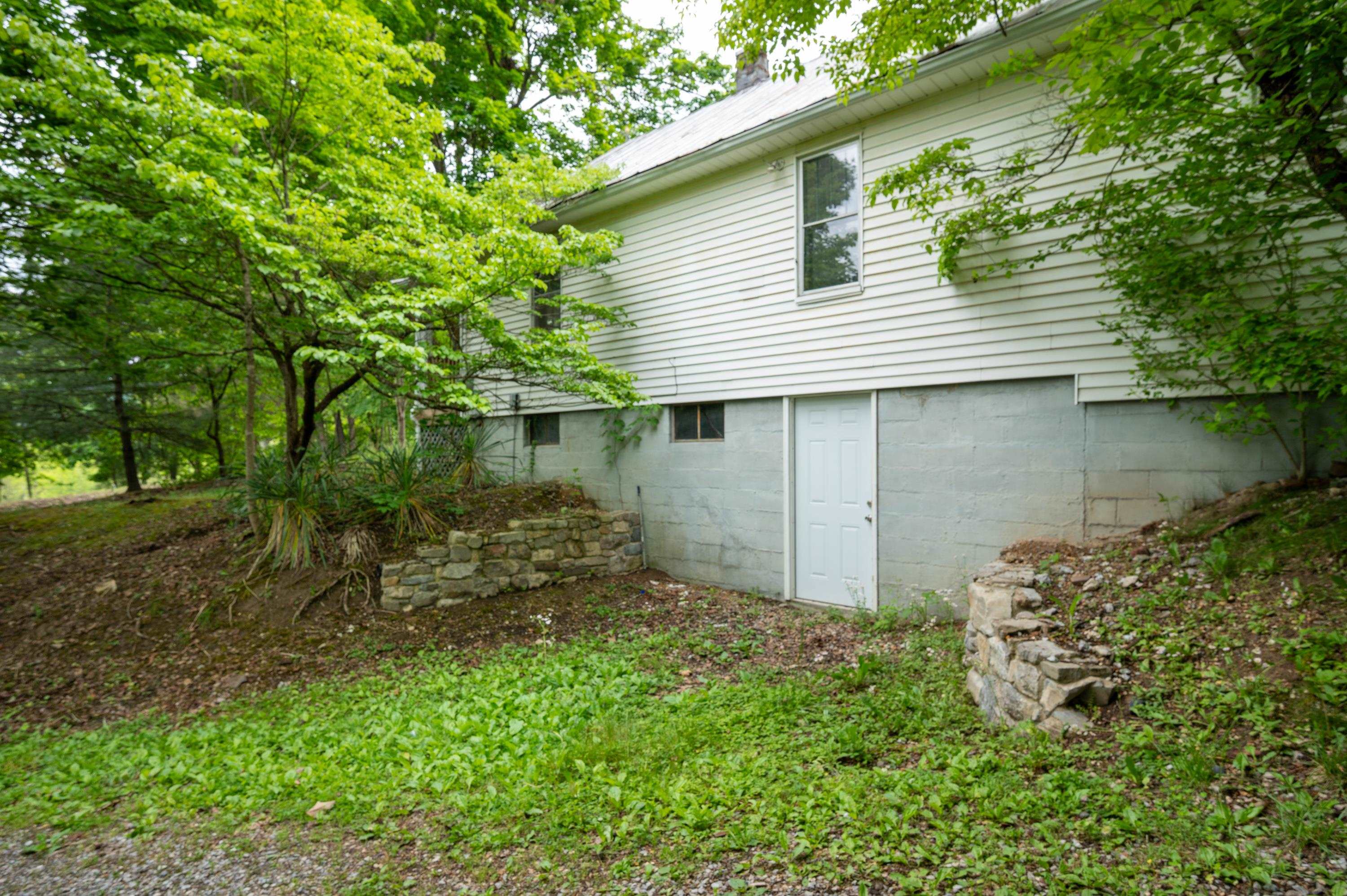1320 Jennelle Road Blacksburg VA 24060