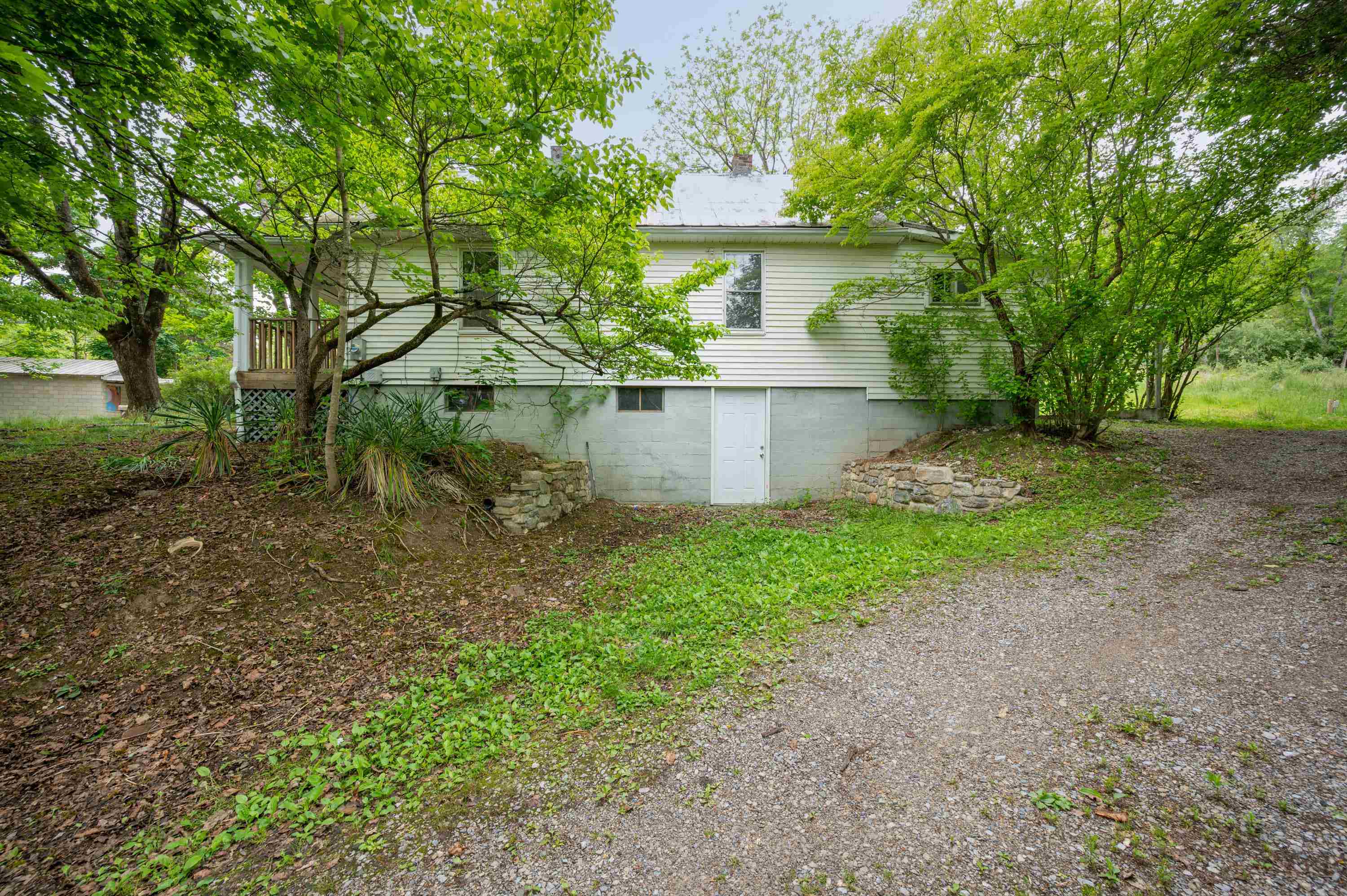1320 Jennelle Road Blacksburg VA 24060