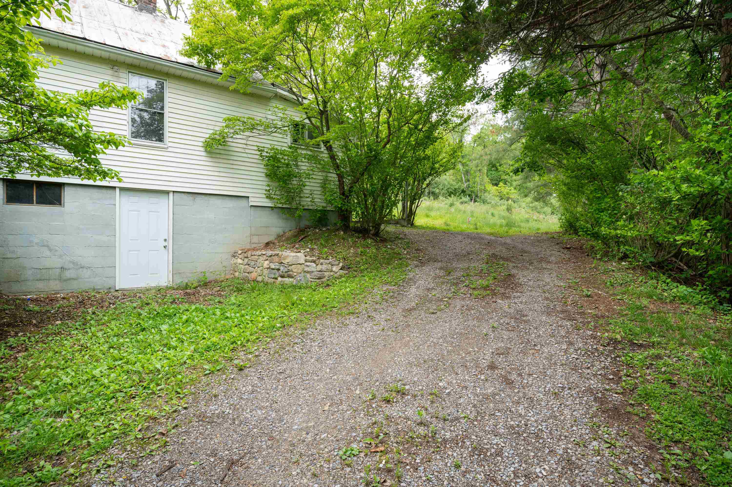 1320 Jennelle Road Blacksburg VA 24060