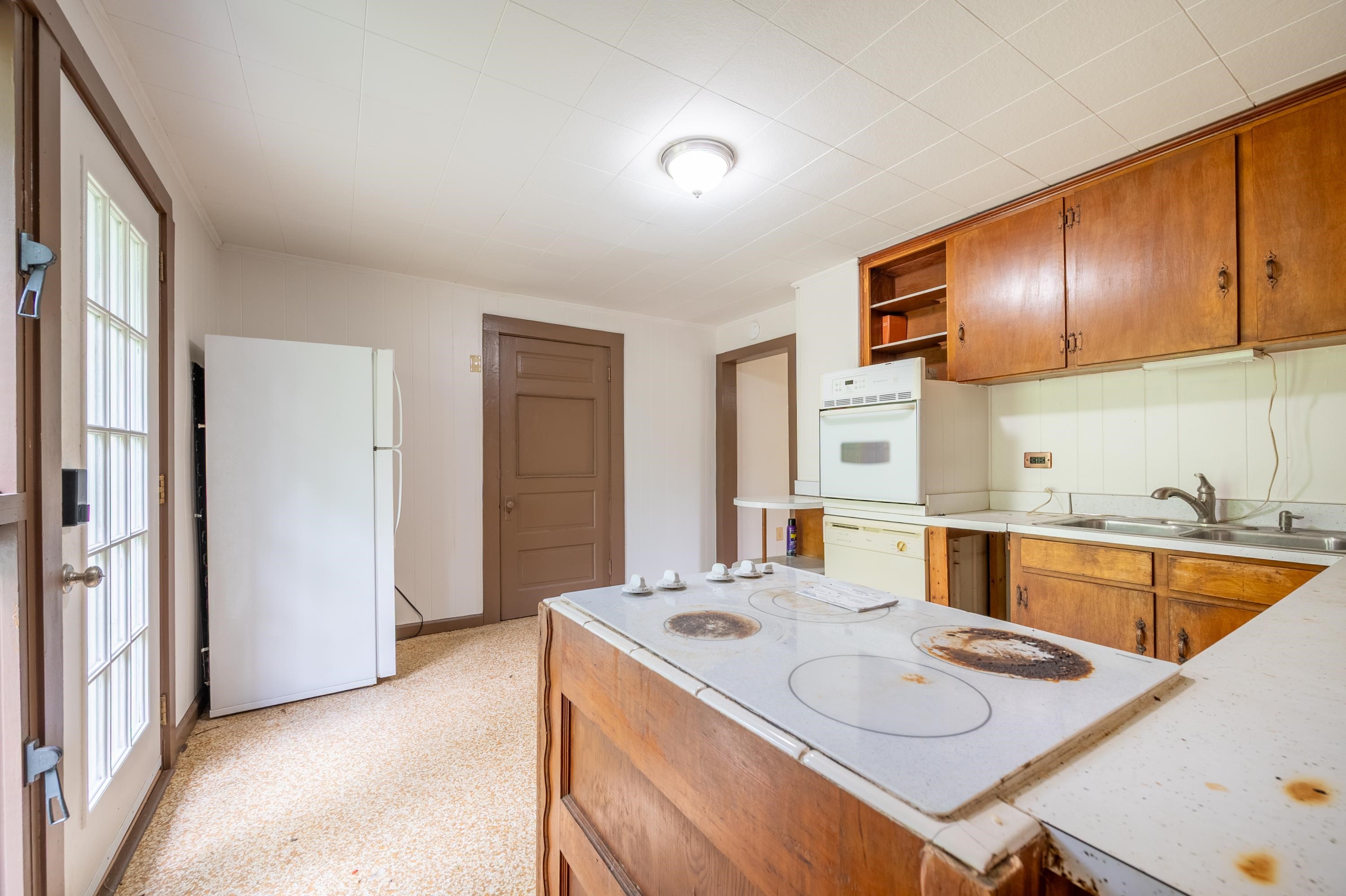 1320 Jennelle Road Blacksburg VA 24060