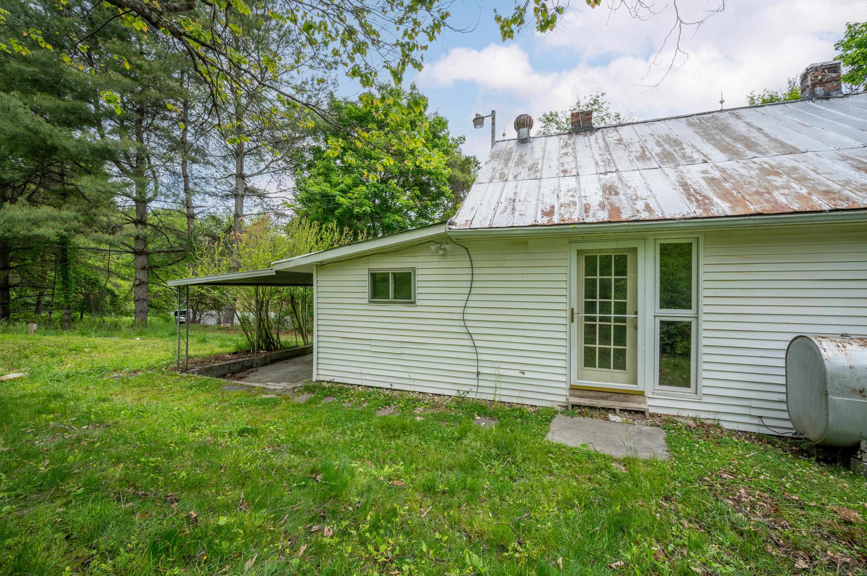 1320 Jennelle Road Blacksburg VA 24060
