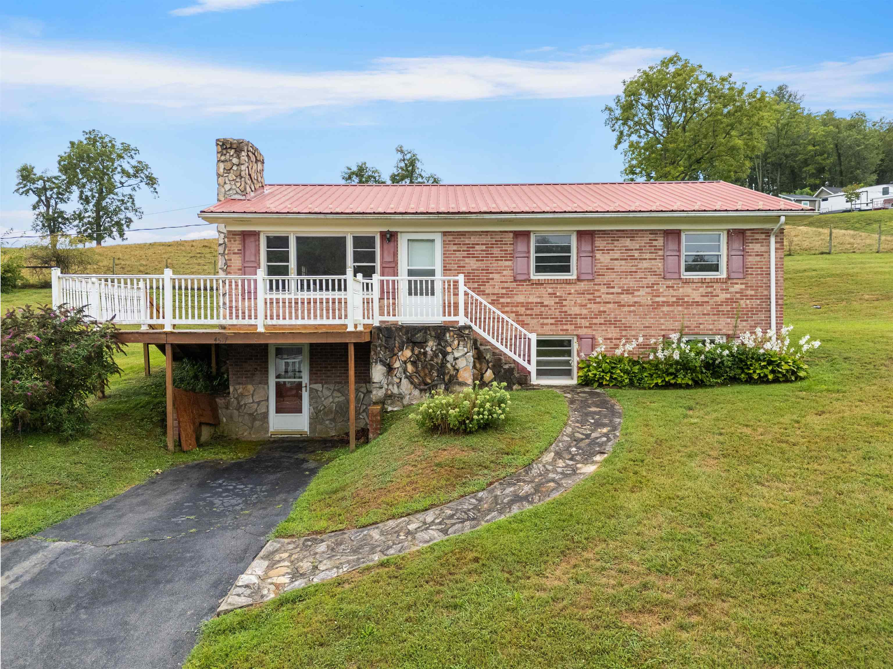 4517 Peppers Ferry Road Wytheville VA 24382
