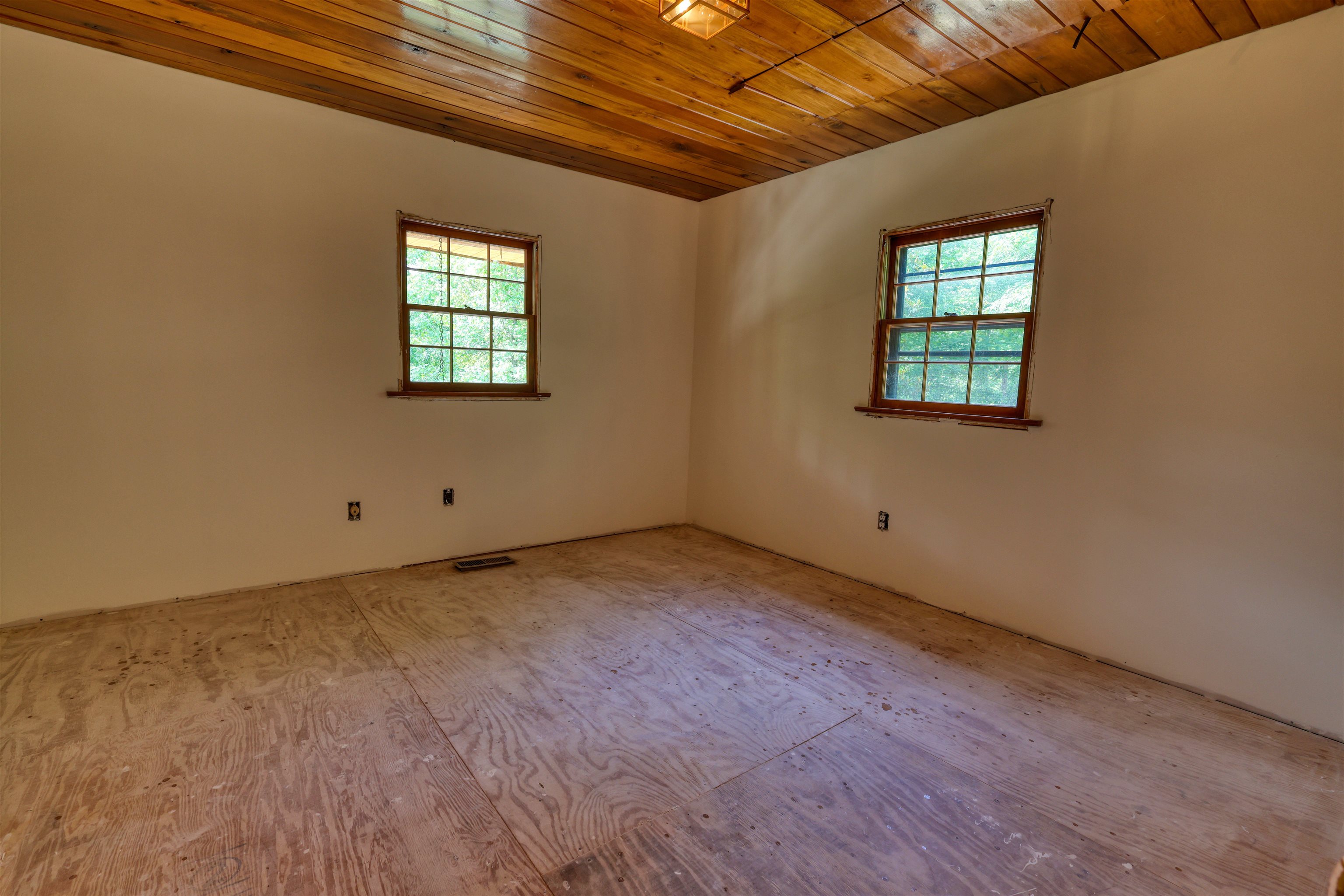 8380 Berrybrook Drive Salem VA 24153