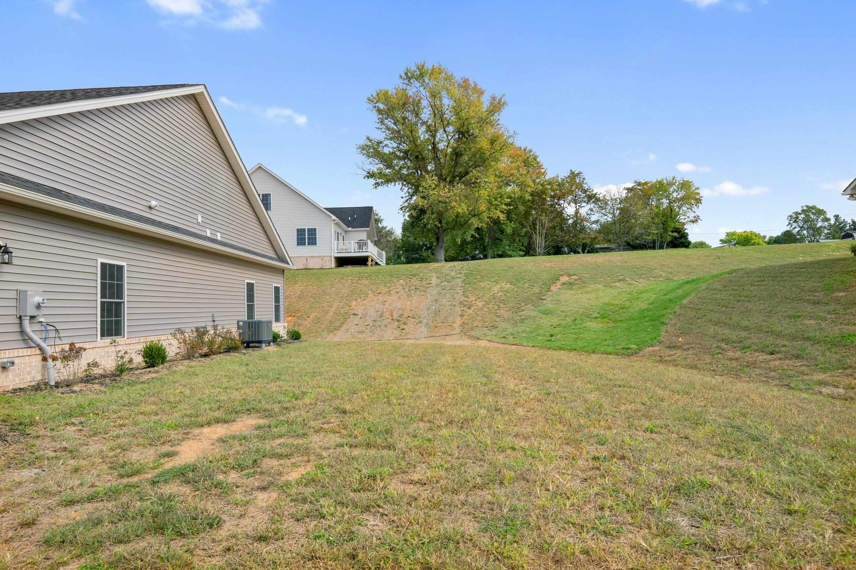 5506 New Pleasant Way Salem VA 24153