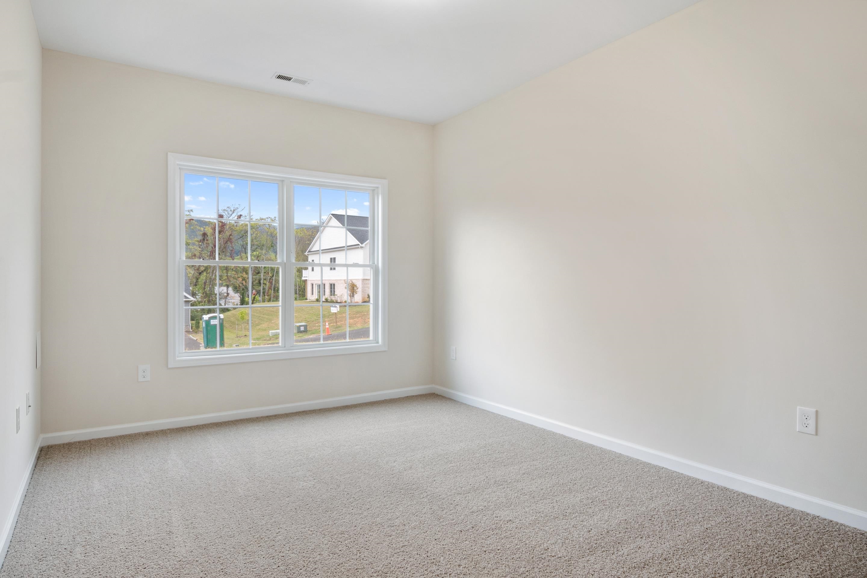 5506 New Pleasant Way Salem VA 24153