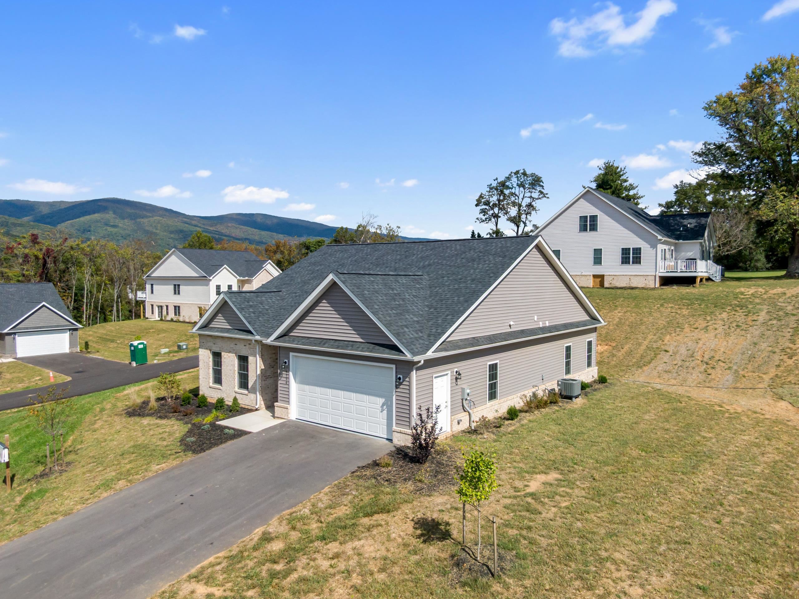 5506 New Pleasant Way Salem VA 24153