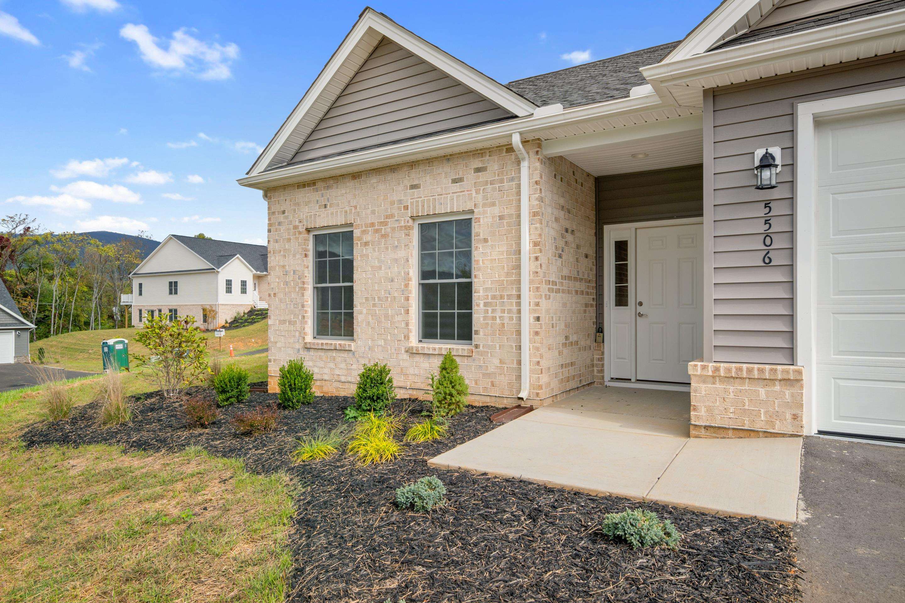 5506 New Pleasant Way Salem VA 24153