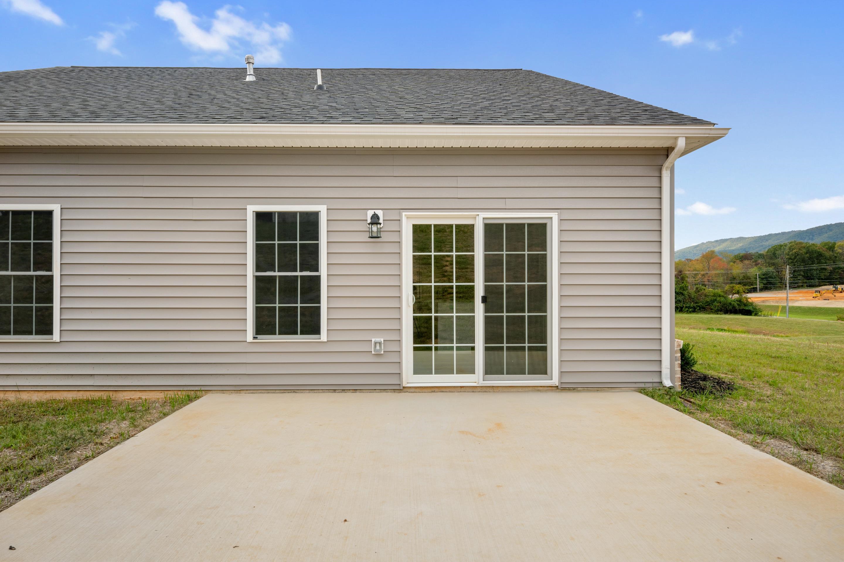 5506 New Pleasant Way Salem VA 24153