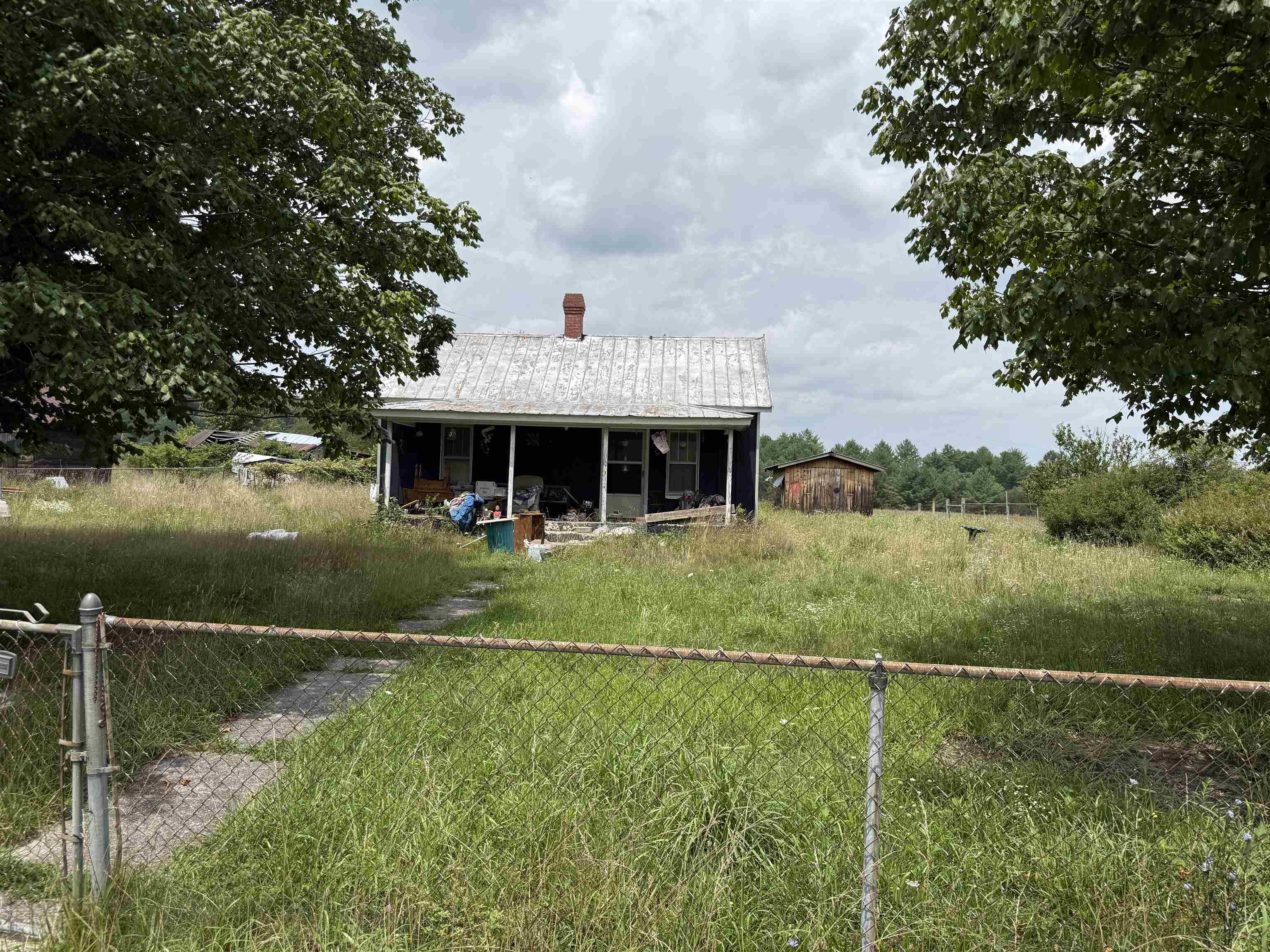 1485 Price Ridge Road Bland VA 24315