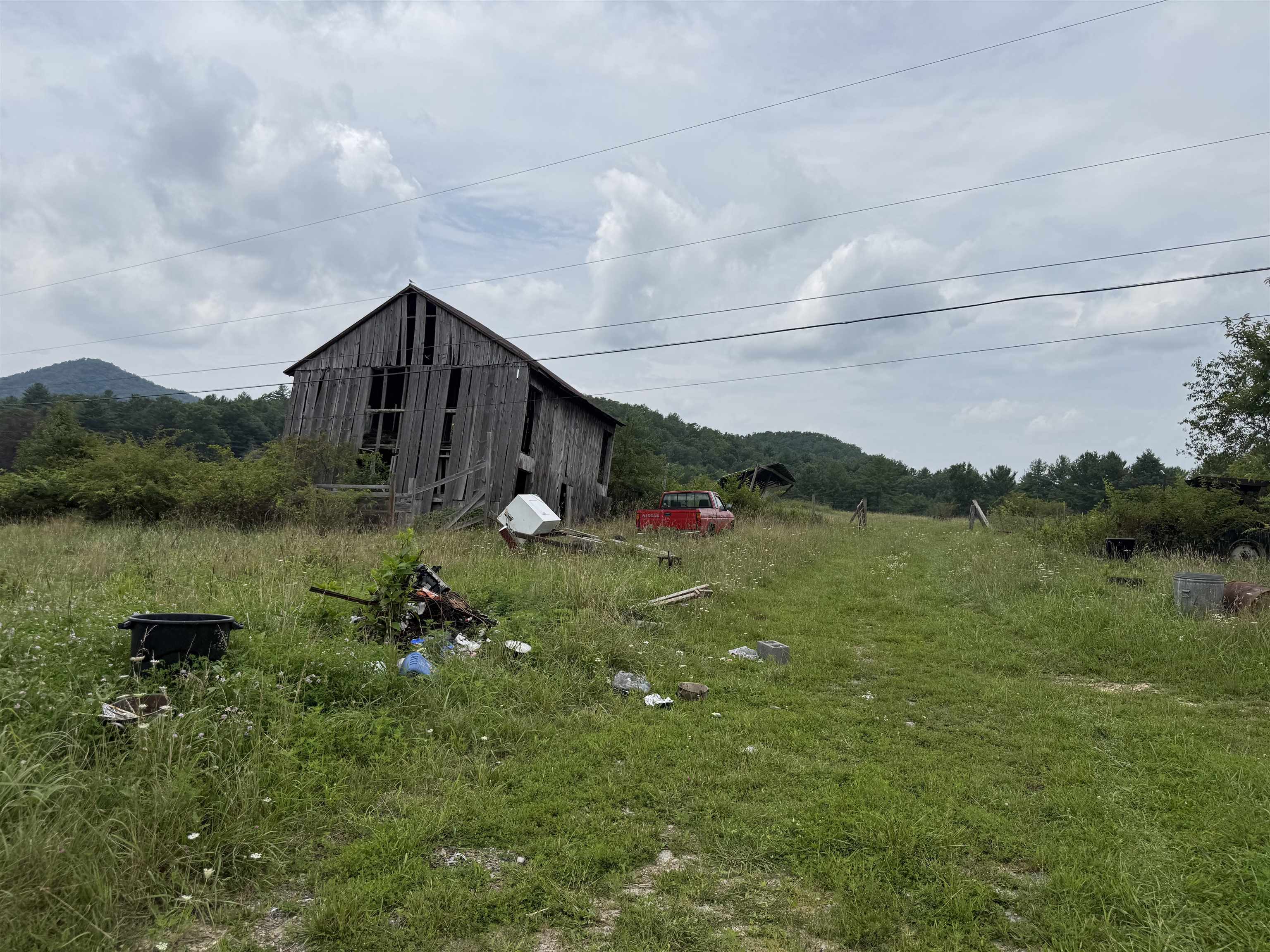 1485 Price Ridge Road Bland VA 24315