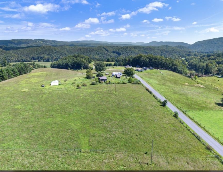 1485 Price Ridge Road Bland VA 24315