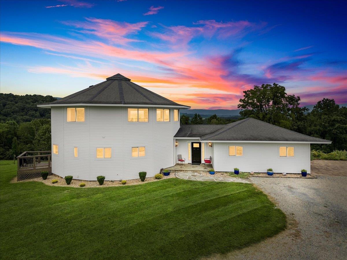 Staffordsville VA, 290 Moye Road