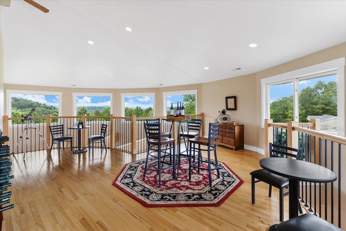 290 Moye Road Staffordsville VA 24167