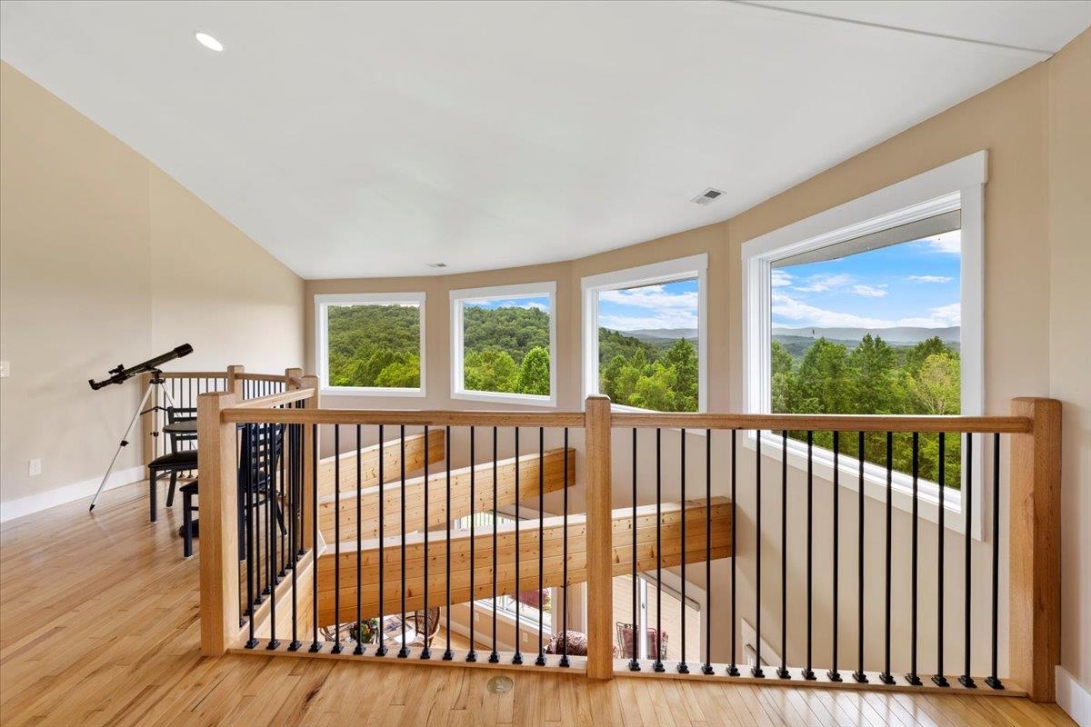290 Moye Road Staffordsville VA 24167
