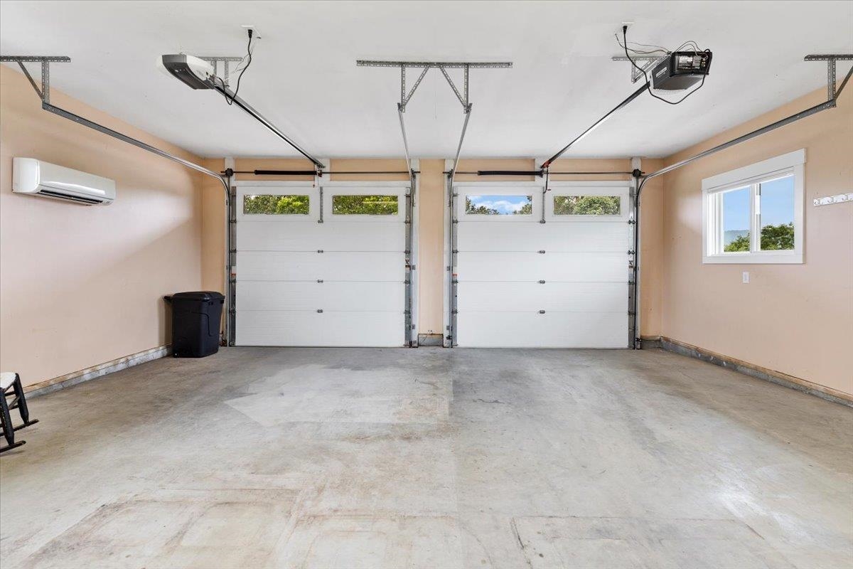 290 Moye Road Staffordsville VA 24167