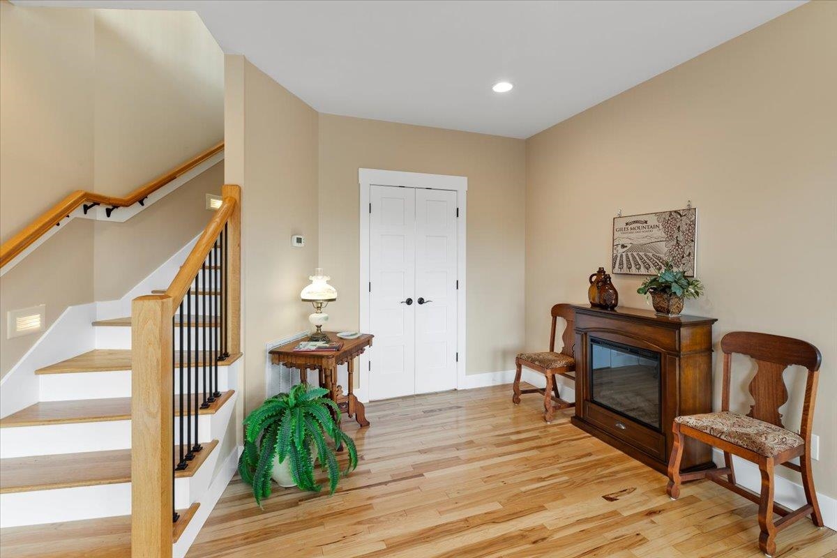 290 Moye Road Staffordsville VA 24167