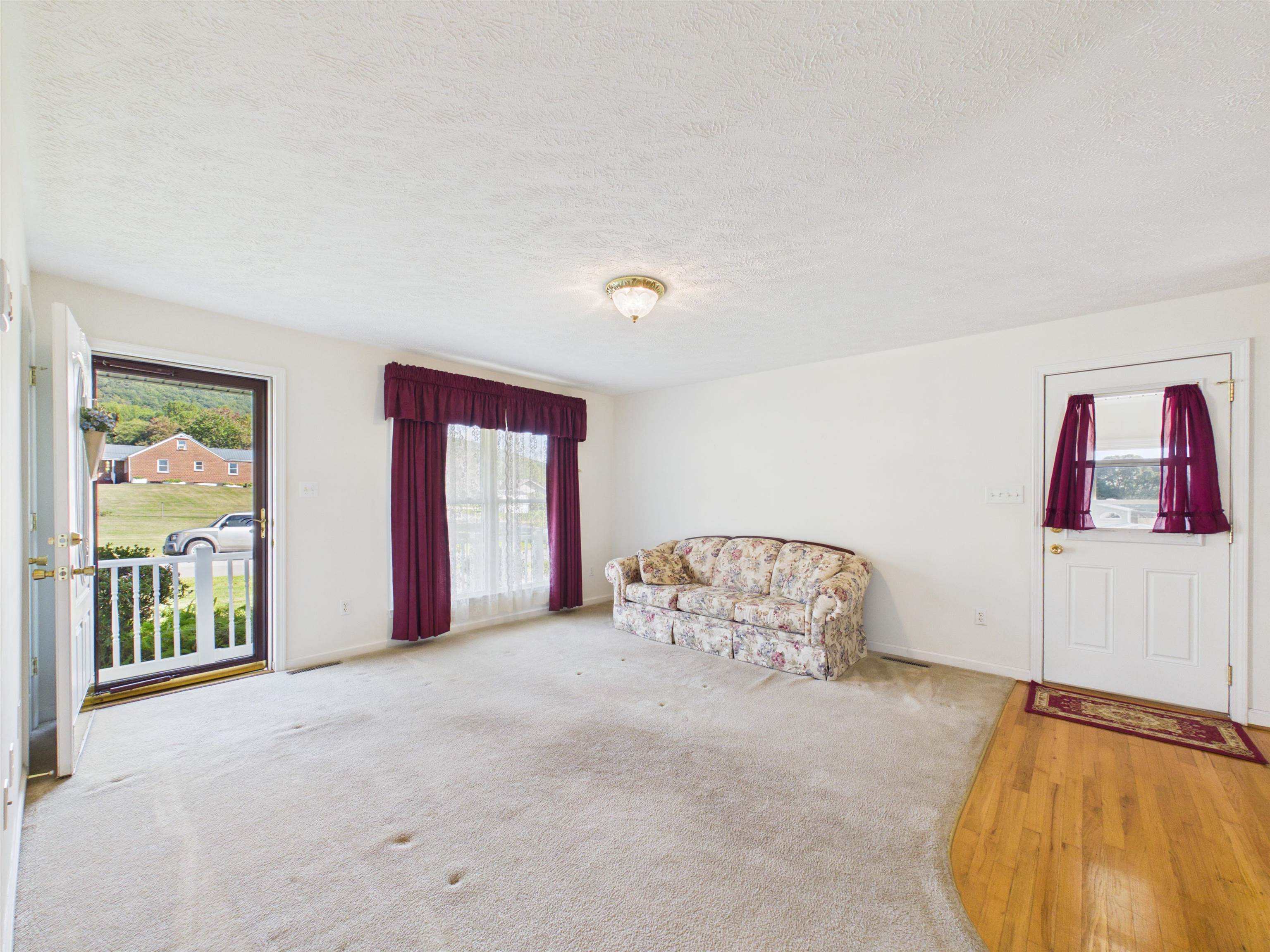 3117 Quesenberry Place Draper VA 24324