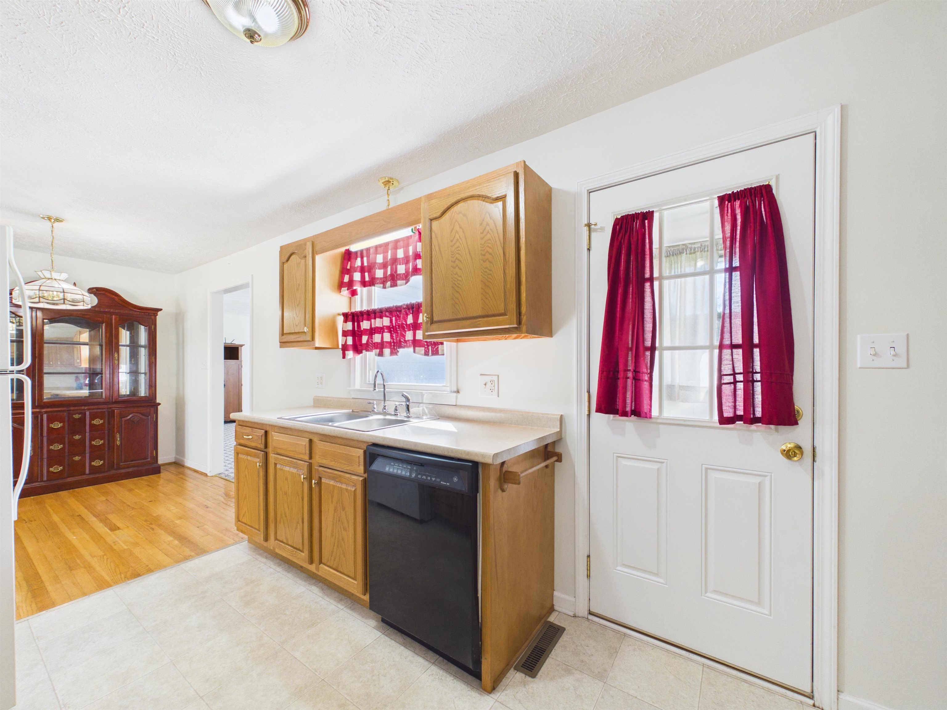 3117 Quesenberry Place Draper VA 24324