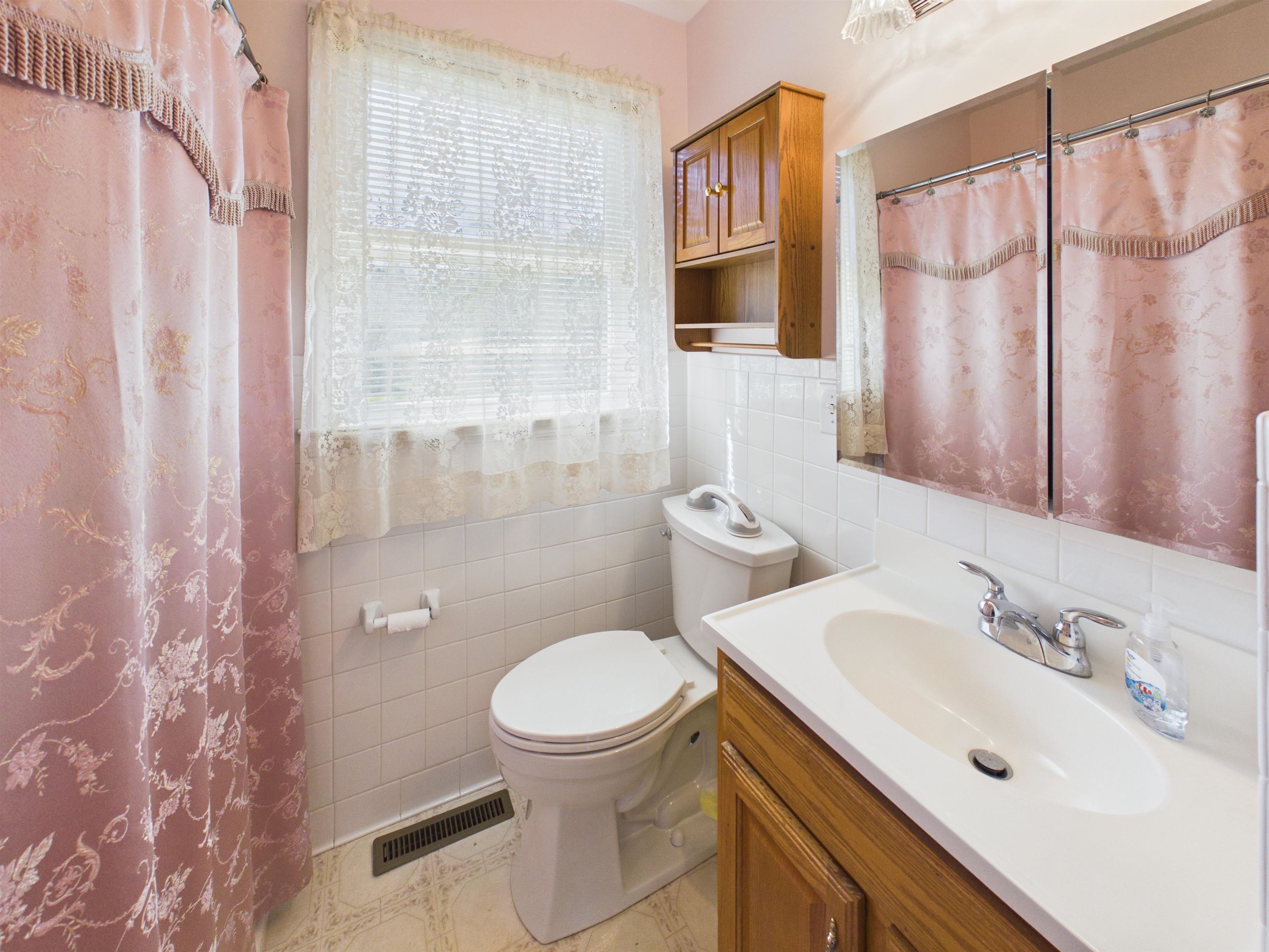 3117 Quesenberry Place Draper VA 24324