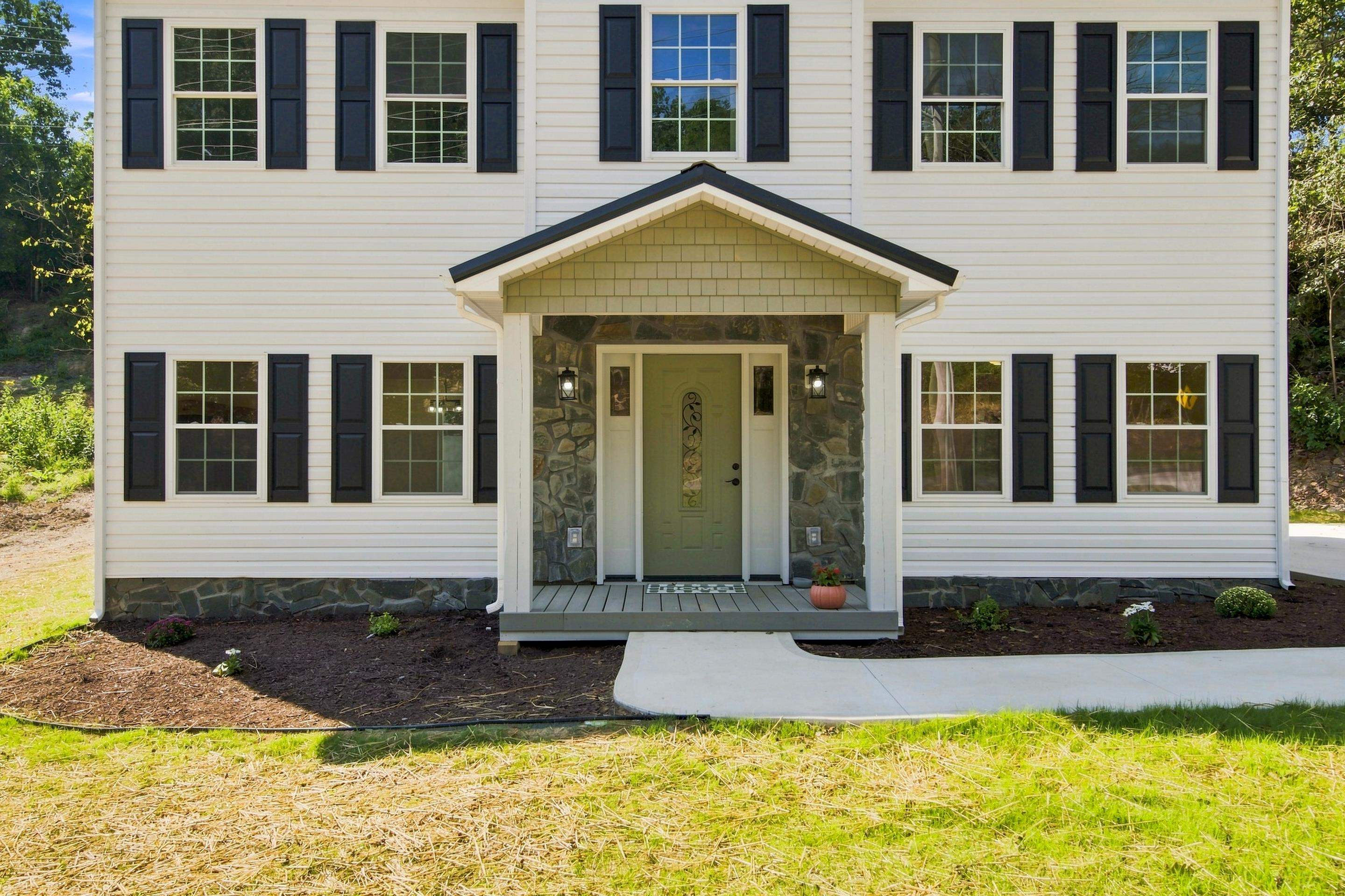 919 E Rock Road E Radford VA 24141