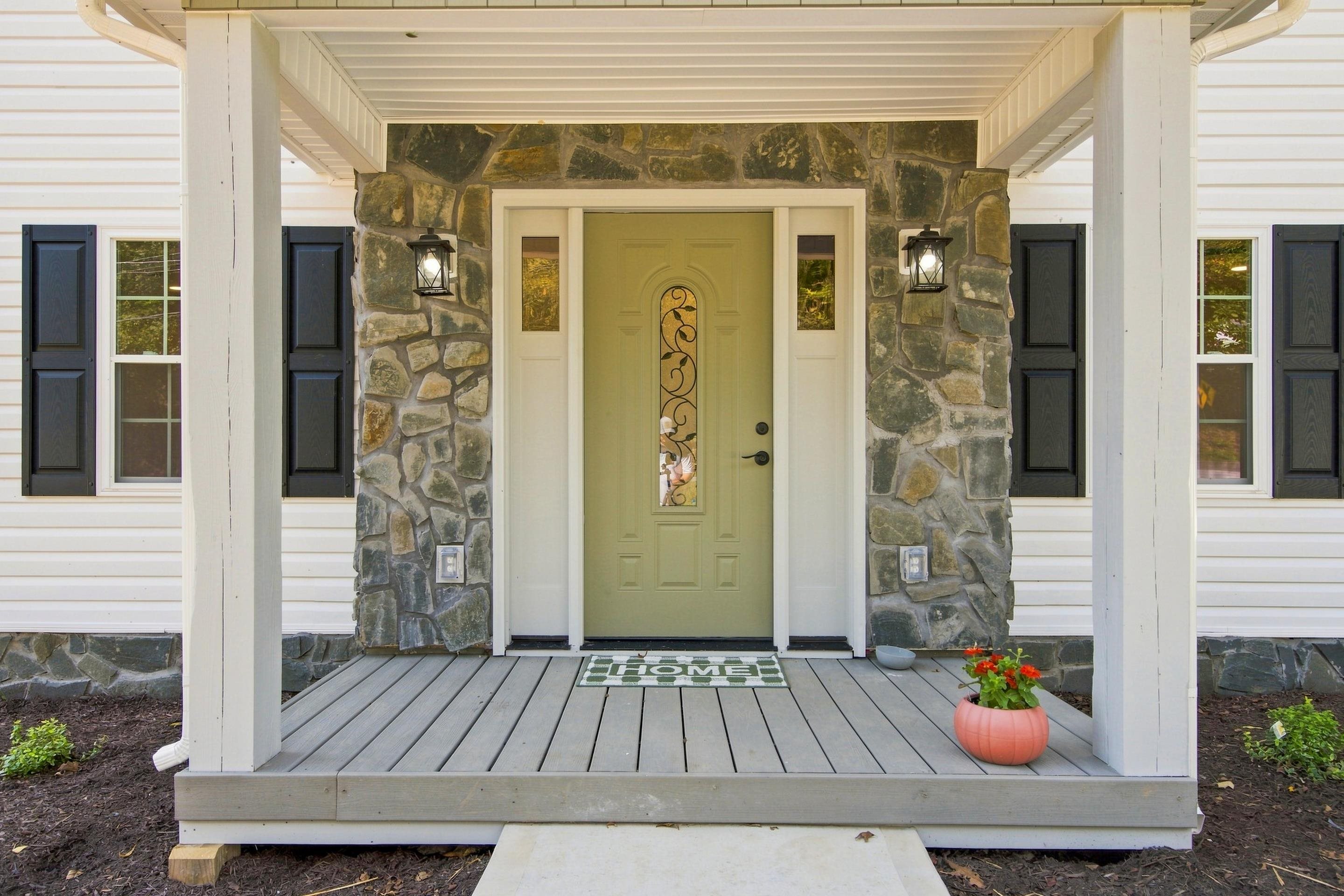 919 E Rock Road E Radford VA 24141