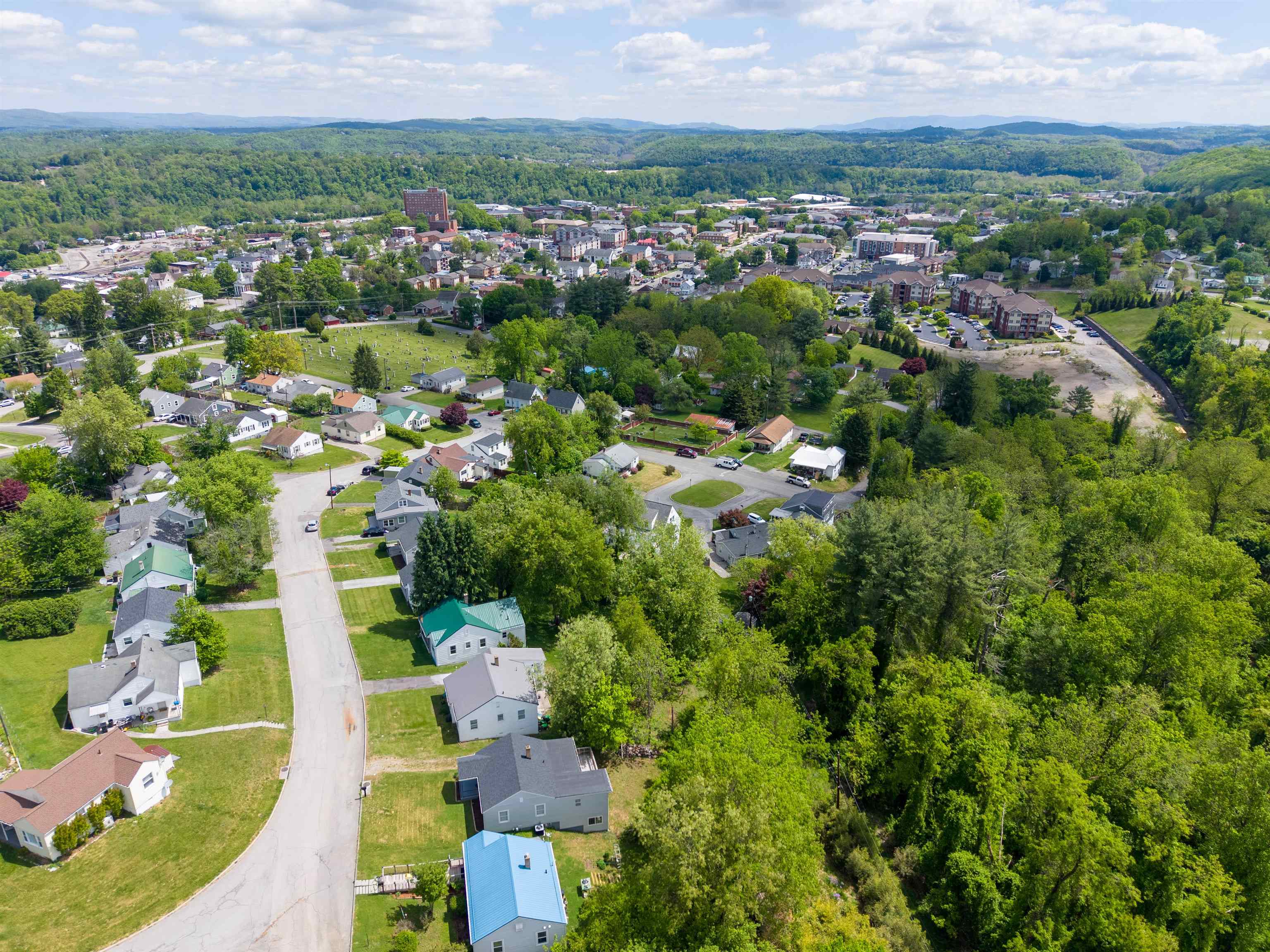 119 Polk Street Radford VA 24141