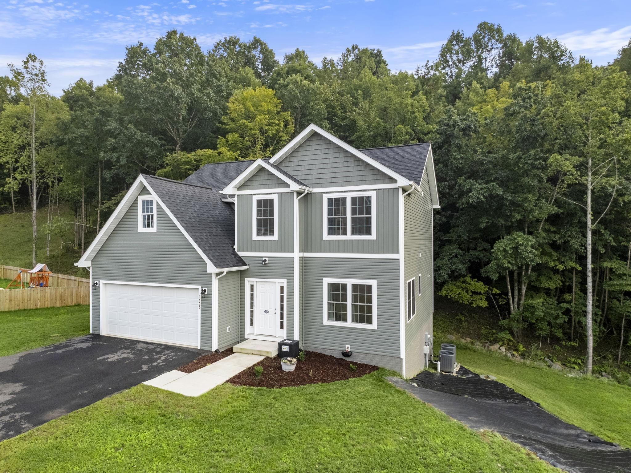 1494 Walnut Ridge Road Christiansburg VA 24073