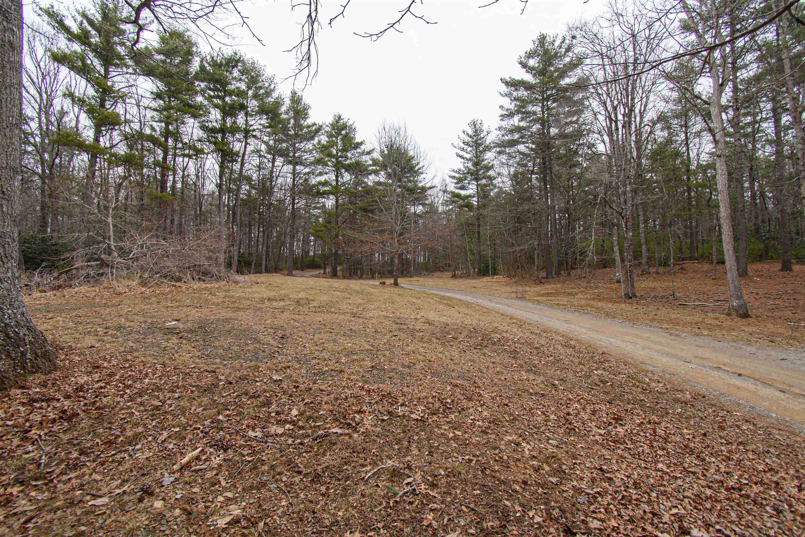 162 Mountain Laurel Way NE Check VA 24072
