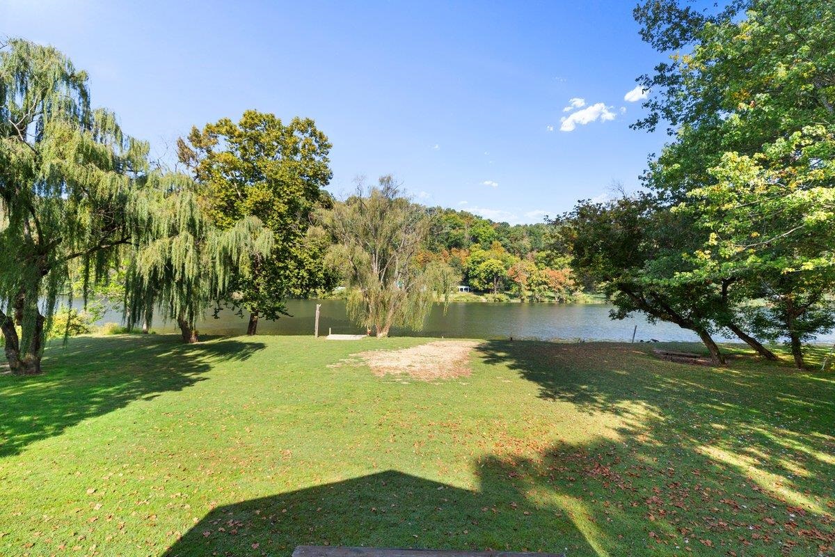 1769 Julia Simpkins Road Allisonia VA 24347